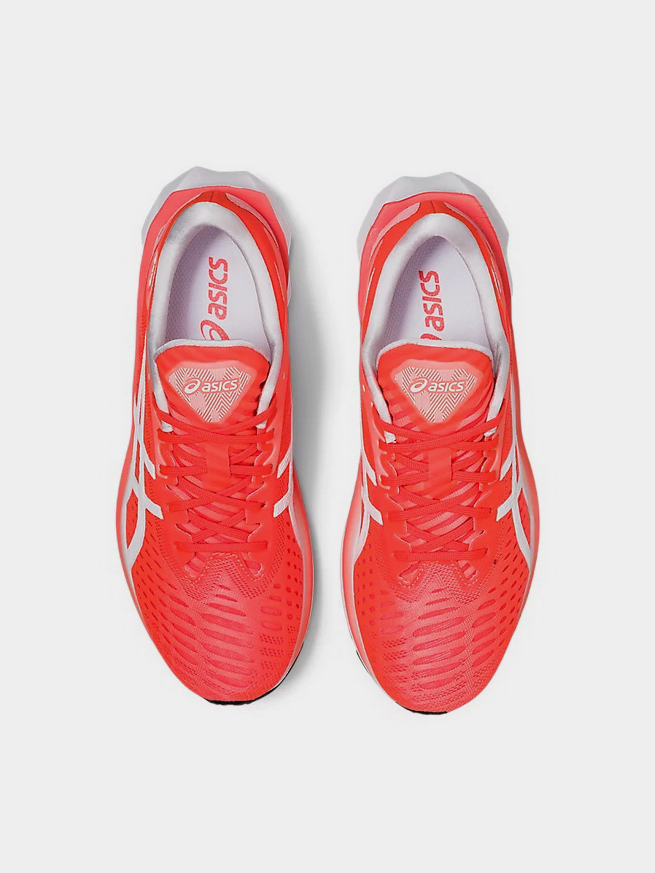 Кроссовки для бега Asics NOVABLAST TOKYO модель 1012A941-600 Фото