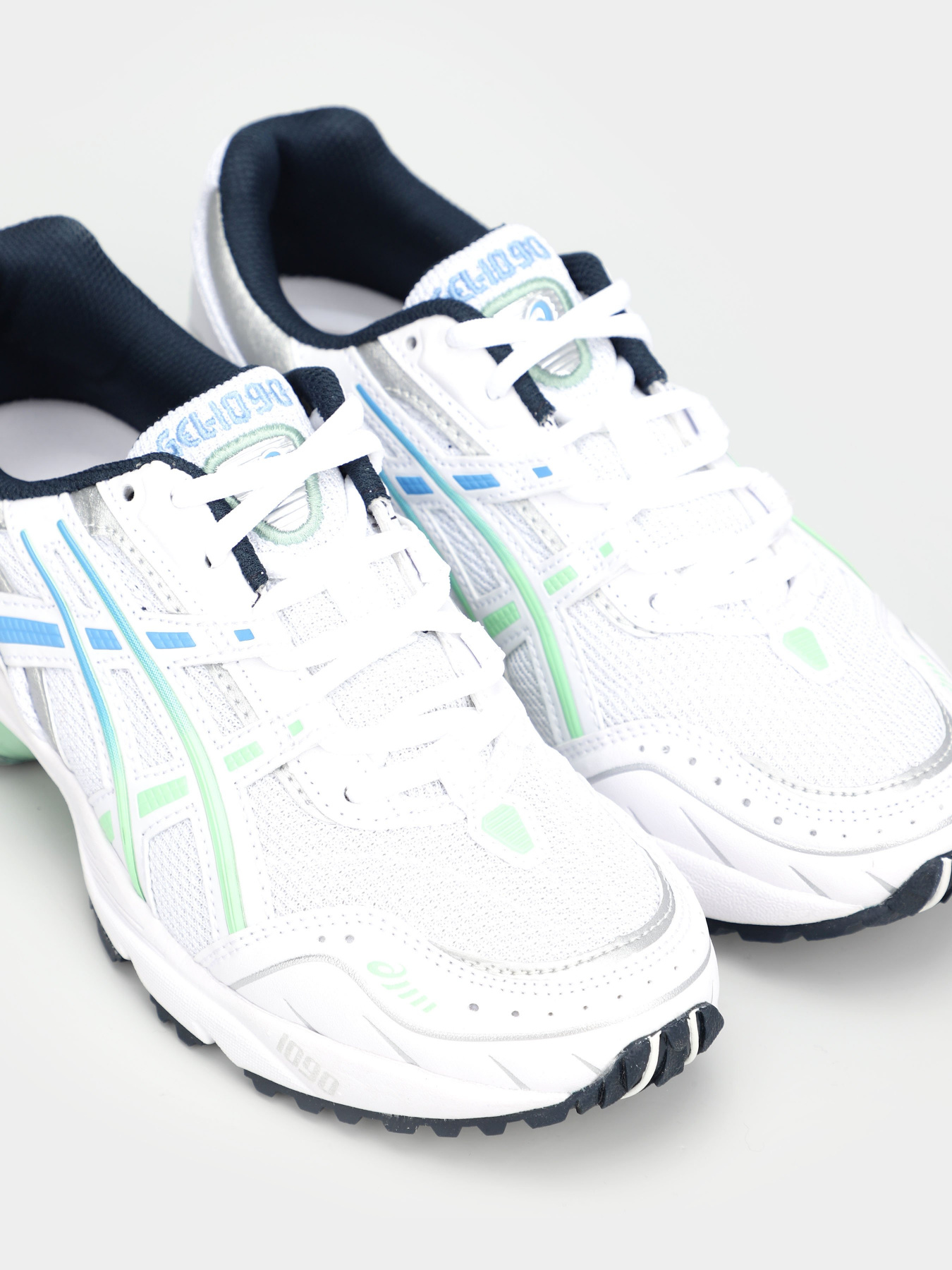 Кроссовки для тренировок Asics Gel-1090 модель 1202A385-100 Фото