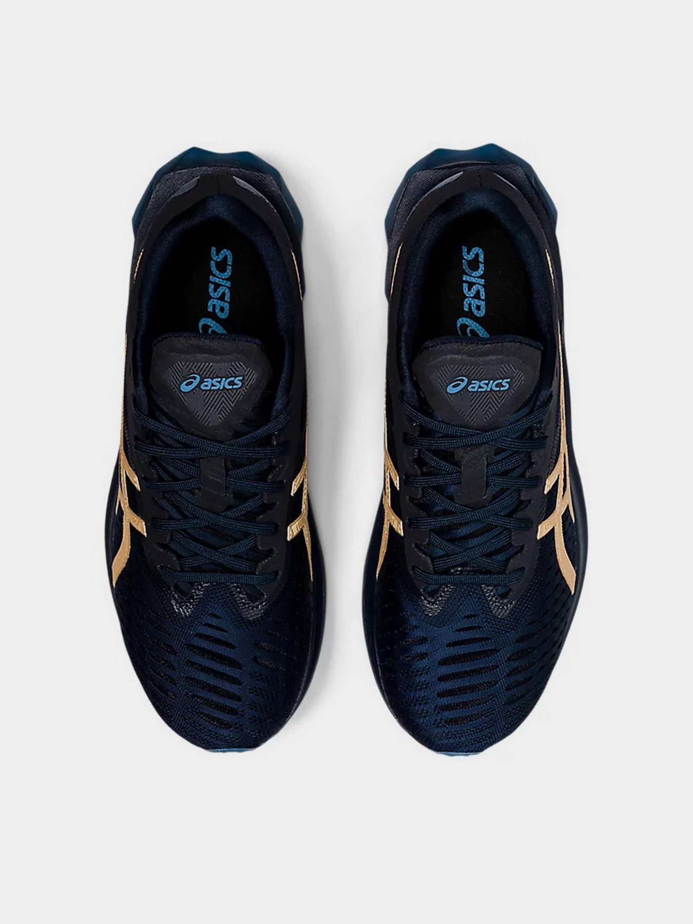 Кроссовки для бега Asics NOVABLAST модель 1012A584-401 Фото