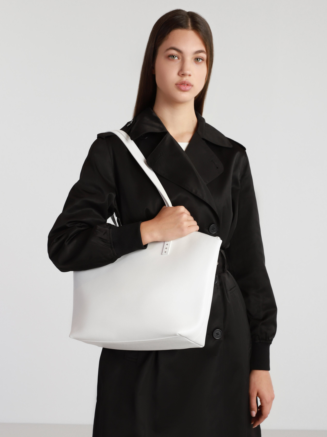 Сумка Geox модель D06JRA-00085-C1000 Фото