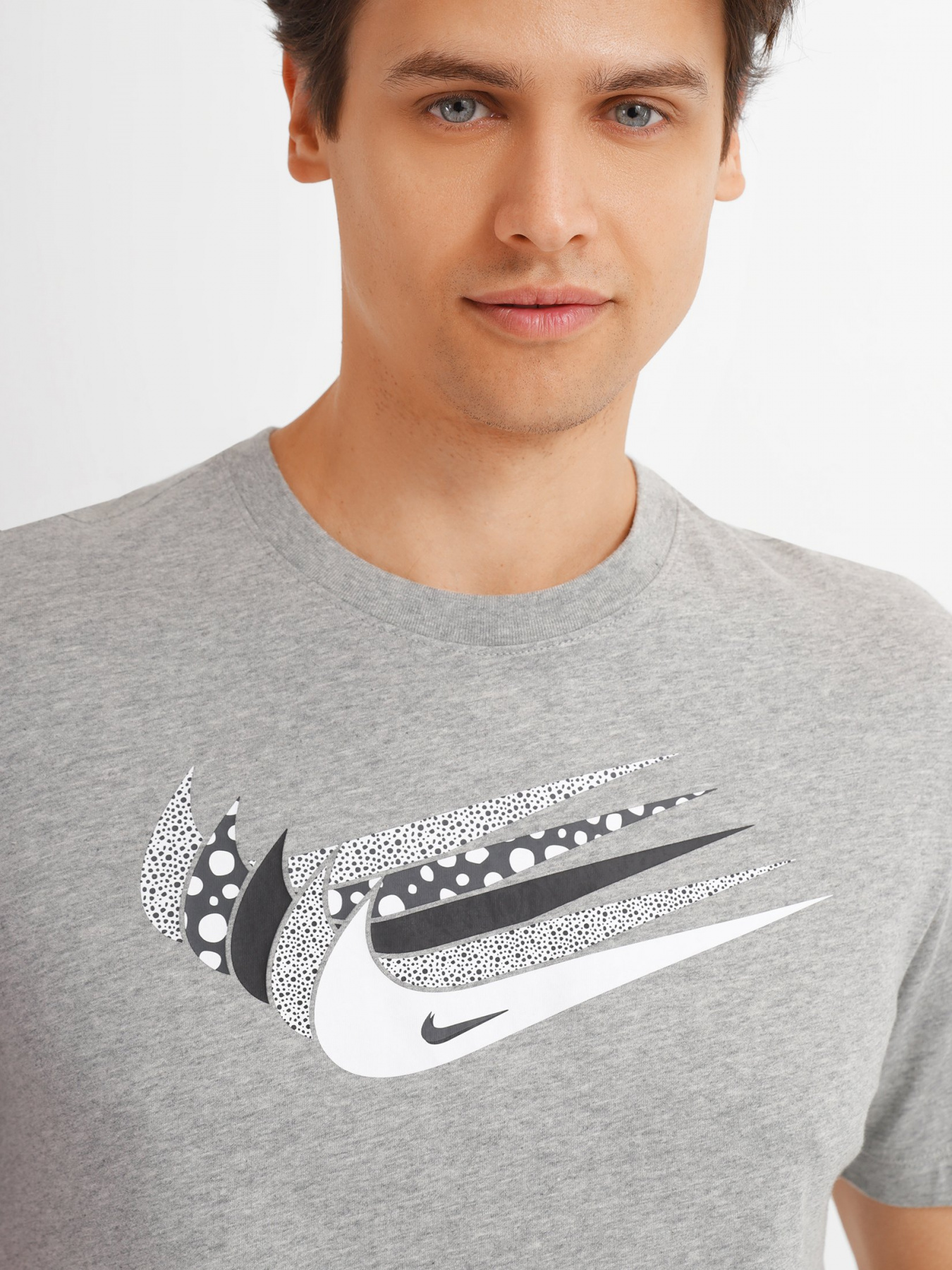 Футболка NIKE Sportswear Swoosh Tee модель DN5243-063 Фото