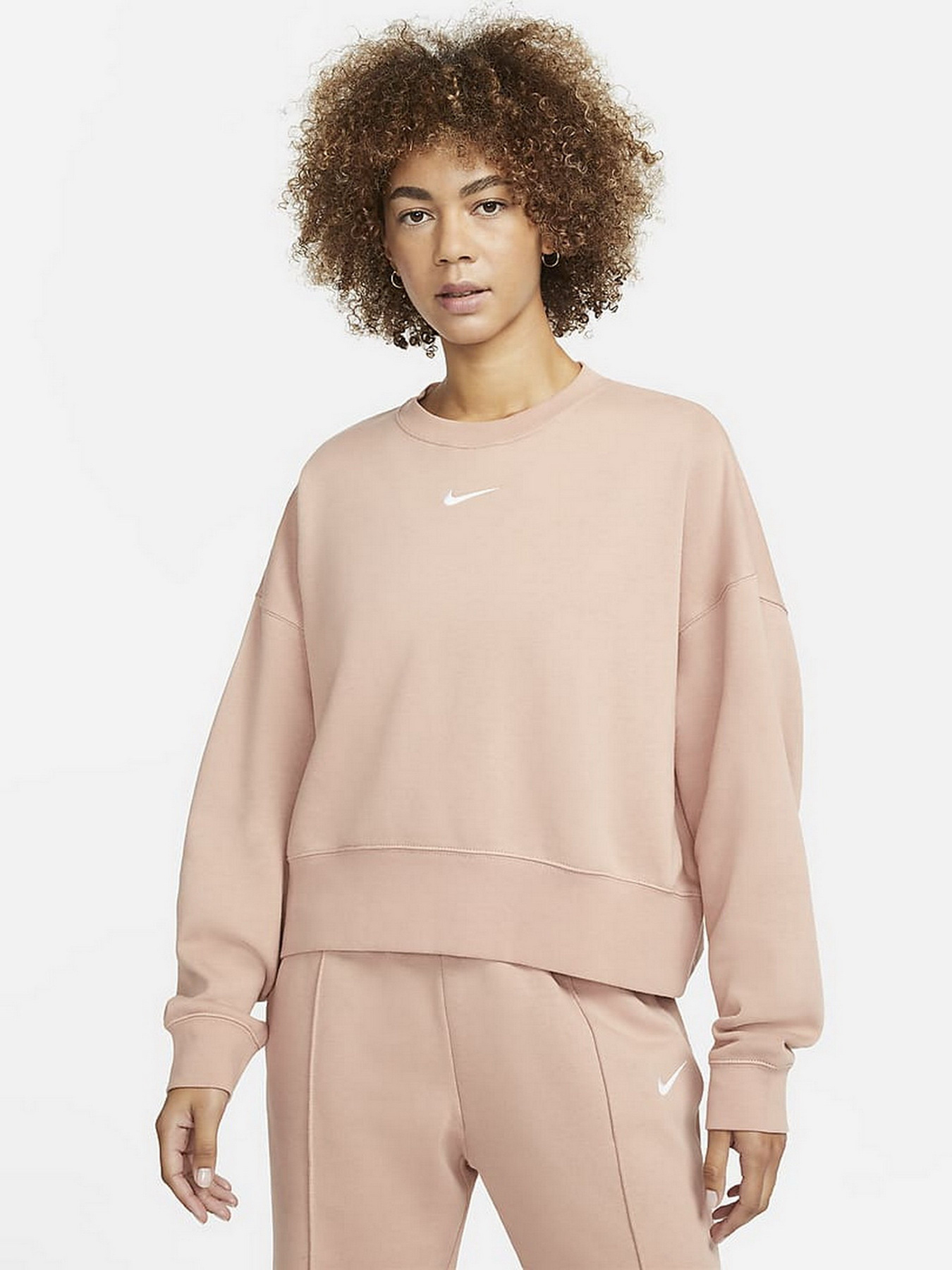 Свитшот NIKE Sportswear Collection Essentials модель DQ5096-609 Фото