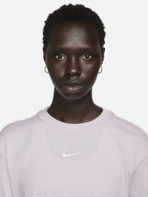 Футболка NIKE Sportswear Essentials модель DQ5379-530 Фото