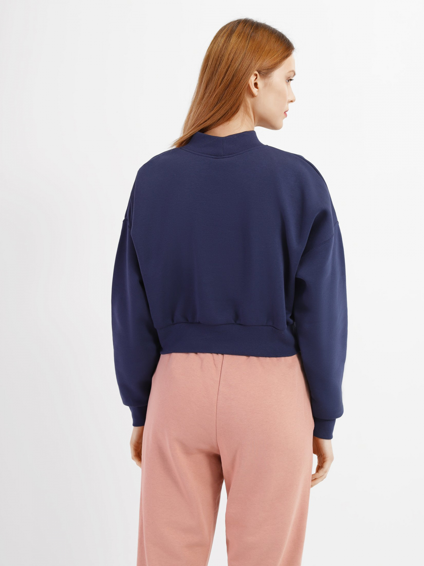 Свитшот NIKE Essentials Fleece модель DQ5385-410 Фото