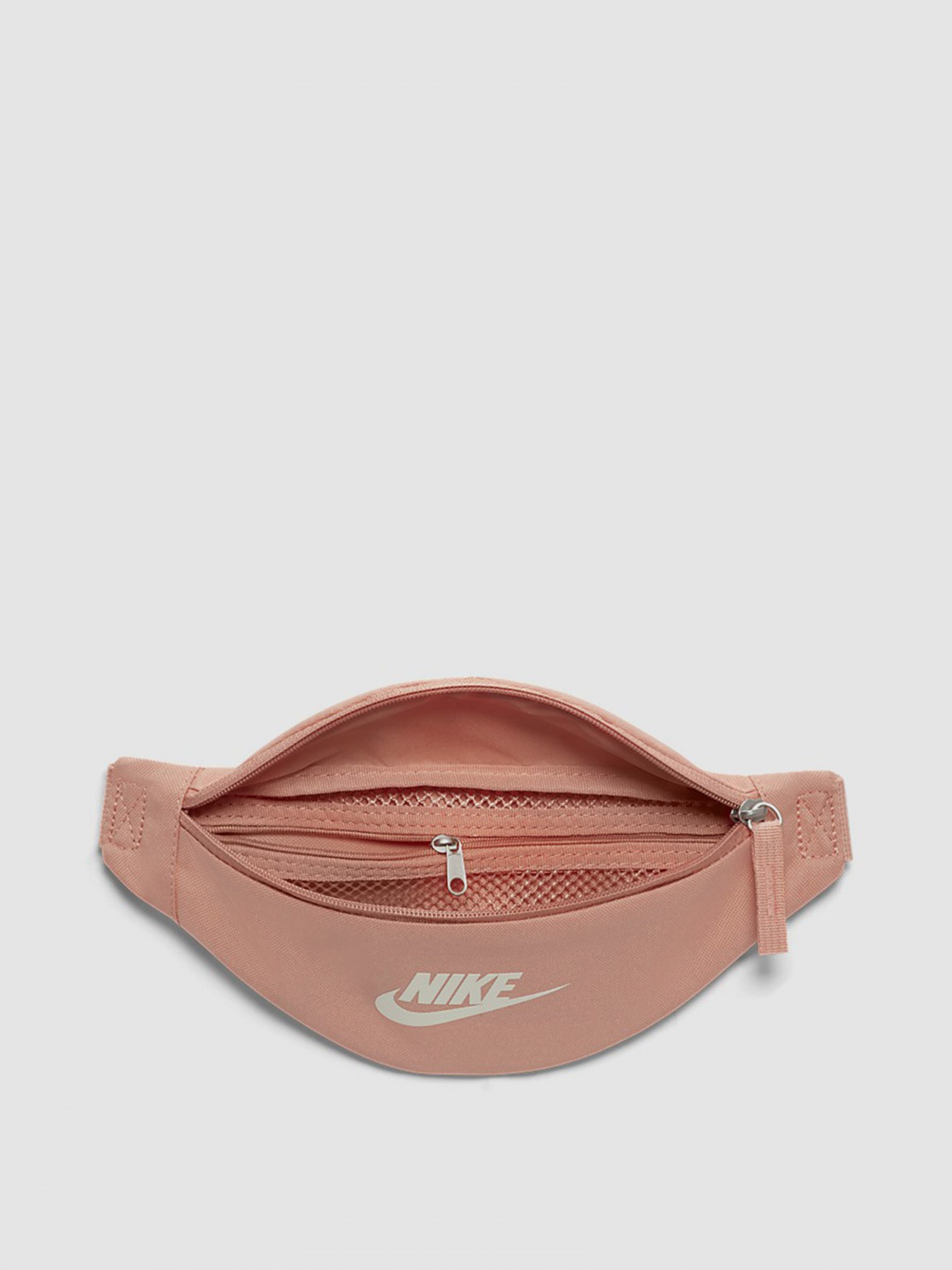 Поясная сумка NIKE Heritage модель DB0488-824 Фото