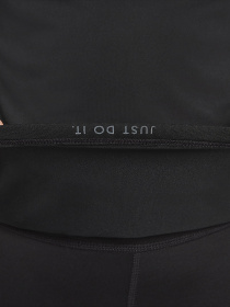 Спортивна футболка NIKE Dri-FIT One модель DD7639-010 Спортивна футболка NIKE Dri-FIT One модель DD7639-010 Фото