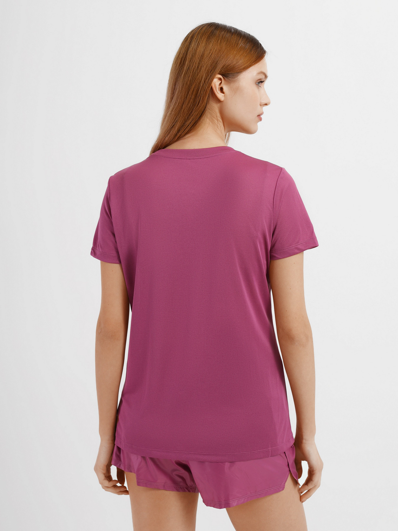 Футболка спортивна NIKE Dri-FIT Legend модель AQ3210-507 Фото