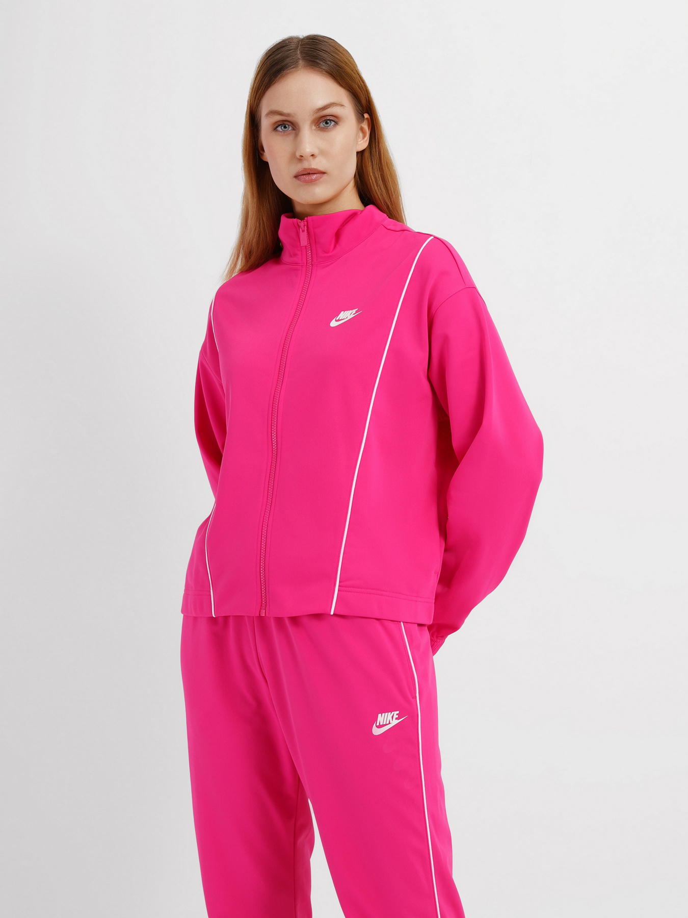 Спортивний костюм NIKE Sportswear Essential модель DD5860-621 Фото