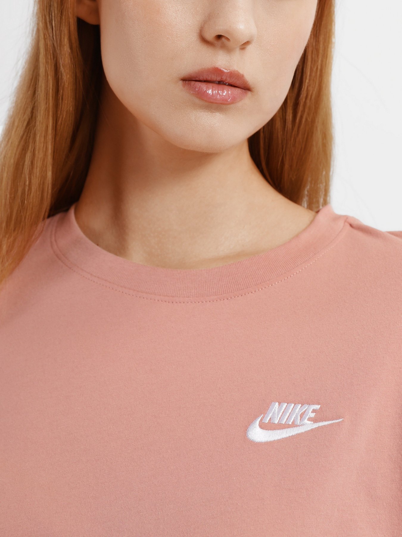 Футболка NIKE Sportswear модель DN2393-609 Фото