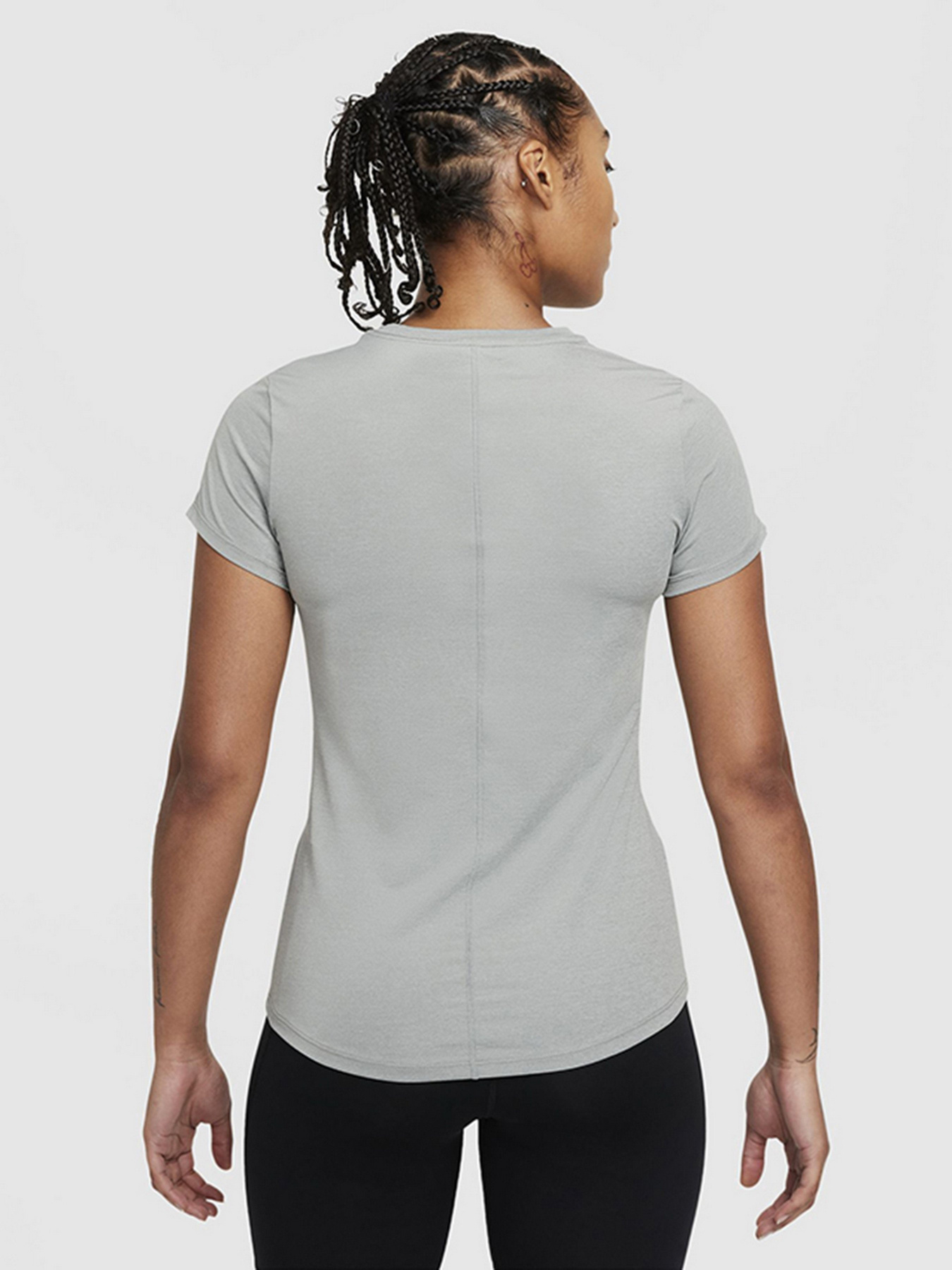 Футболка спортивна NIKE NK ONE DF SS SLIM TOP модель DD0626-073 Фото