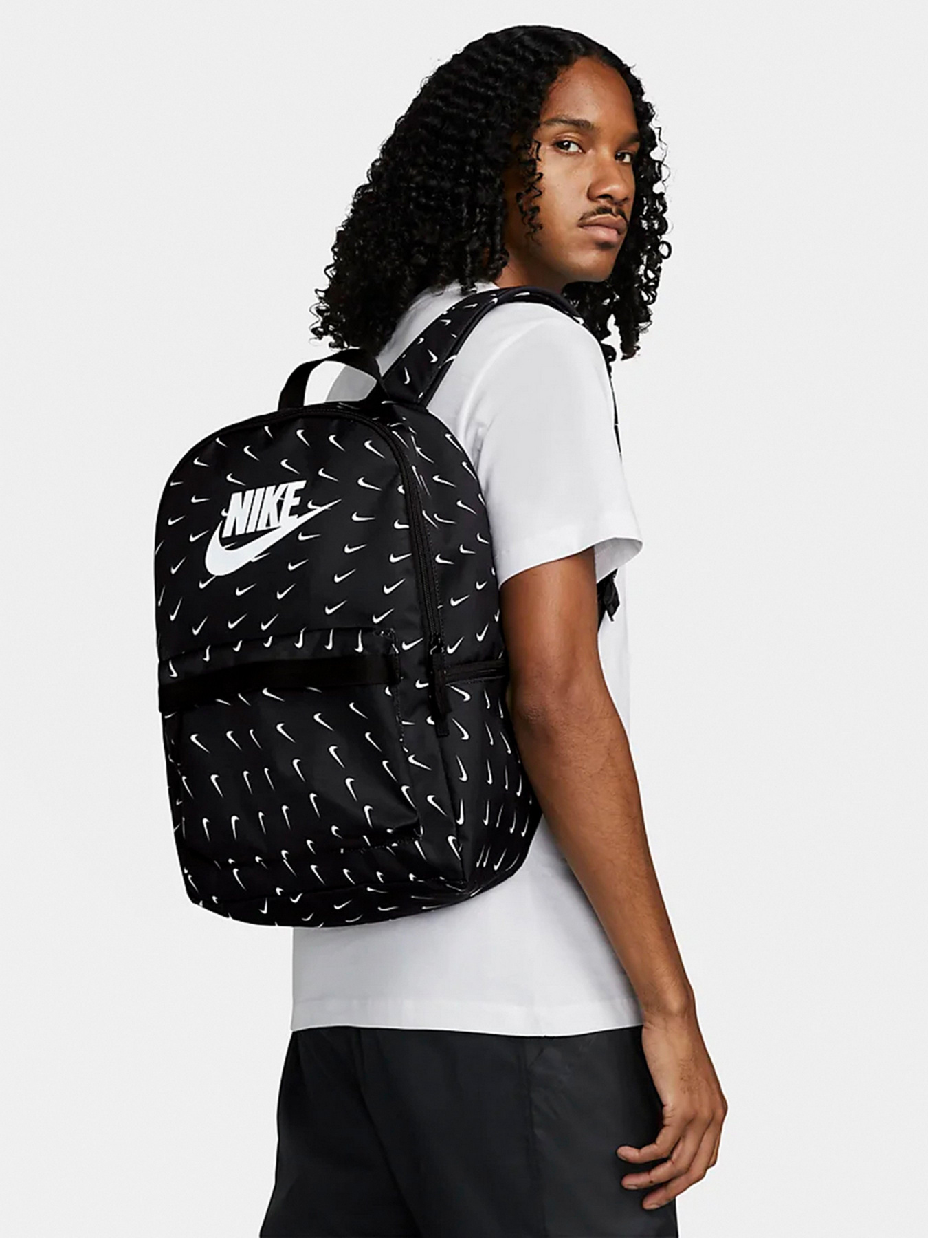 Рюкзаки NIKE Heritage модель DM2158-010 Фото