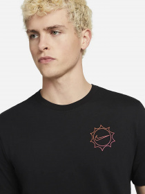 Футболка NIKE Sportswear модель DN5193-010 Фото