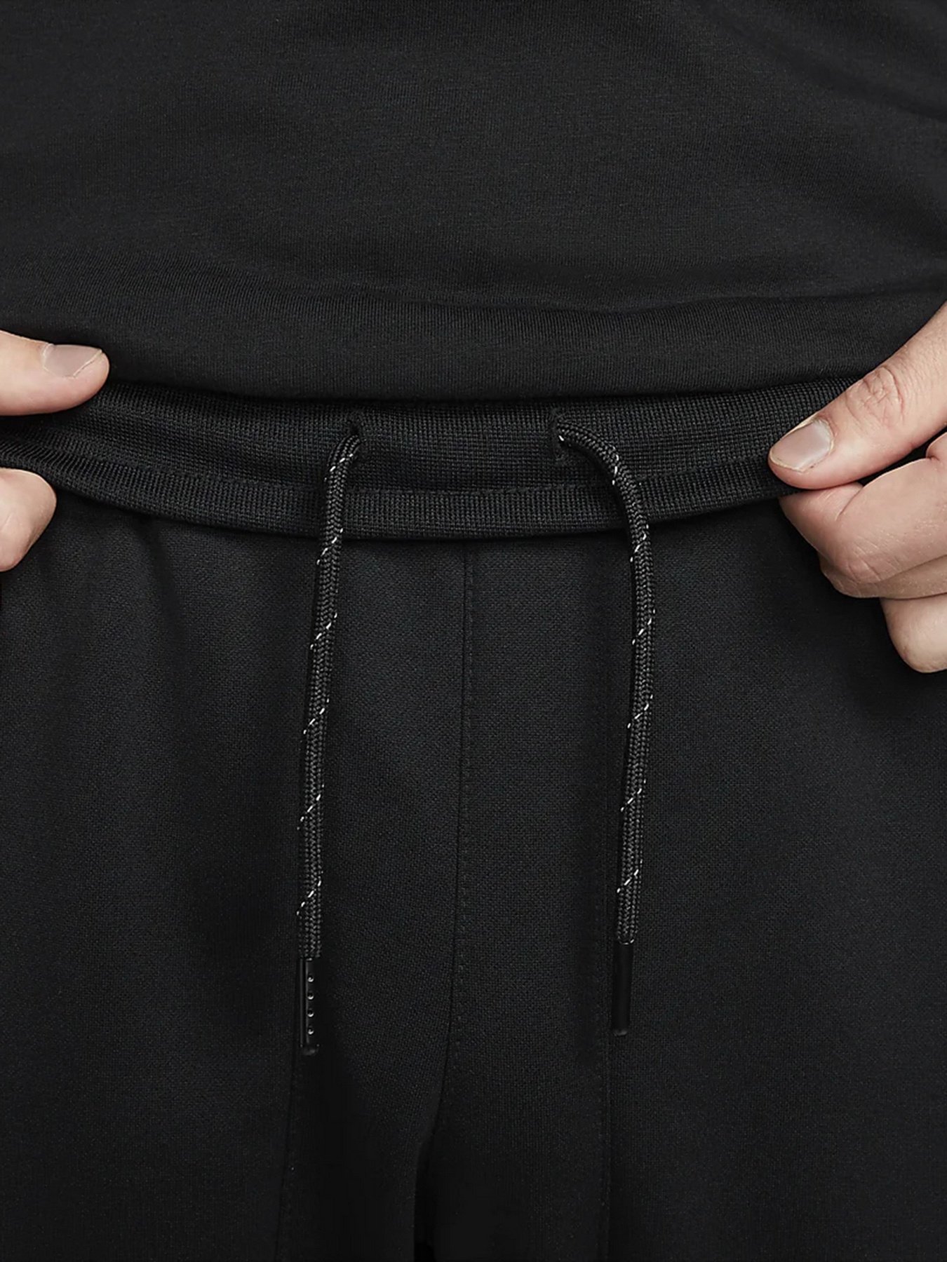 Штаны спортивные NIKE Air Max Therma-FIT Fleece модель DO7238-010 Фото