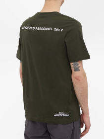 Футболка NIKE Sportswear Tech Auth Personnel модель DO8323-355 Фото