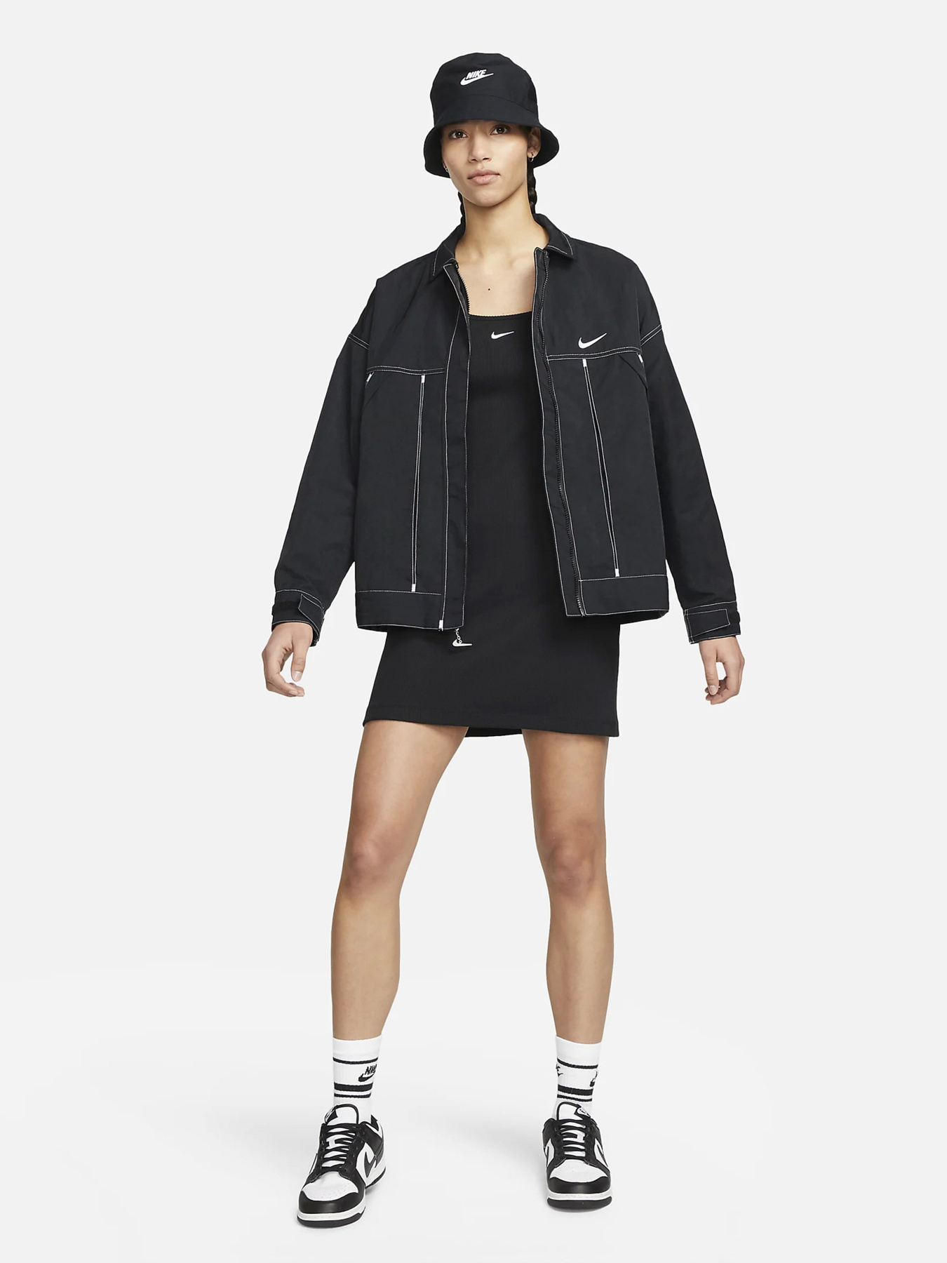 Платье мини NIKE Sportswear Essential модель DM6230-010 Фото