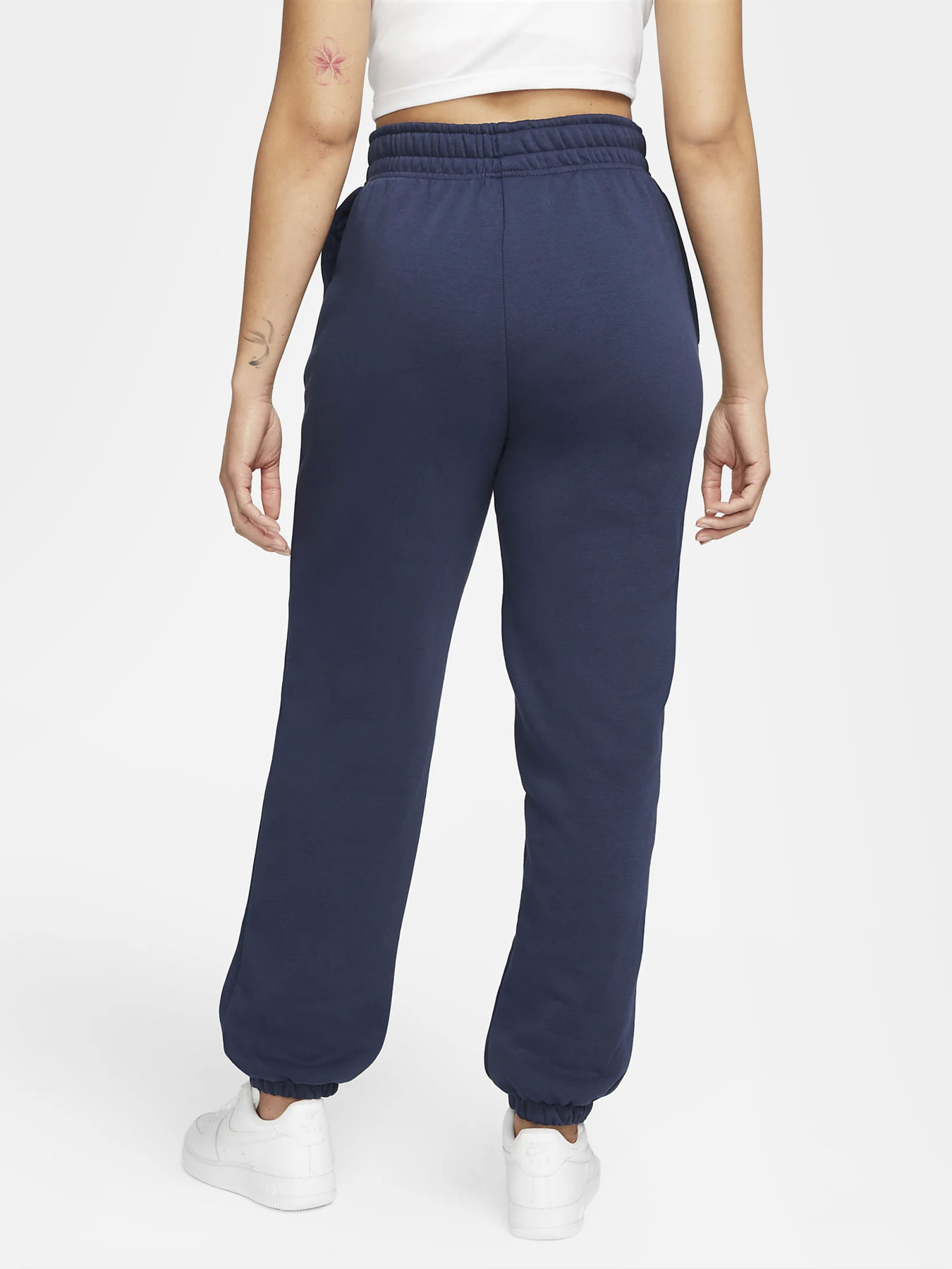 Спортивні штани NIKE Sportswear Essentials модель DQ5384-410 Фото