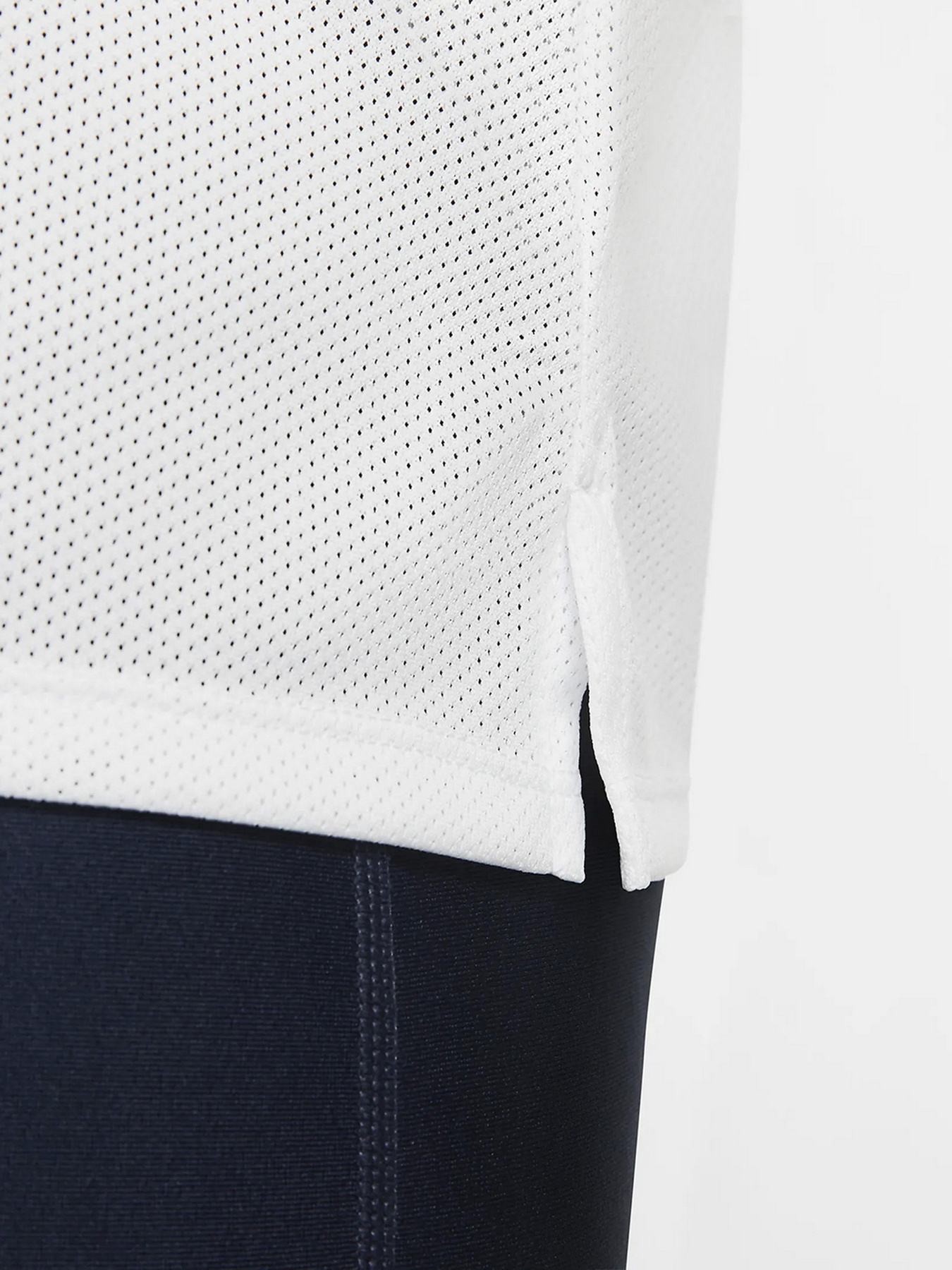 Спортивная футболка NIKE Breathe модель CJ5332-100 Фото