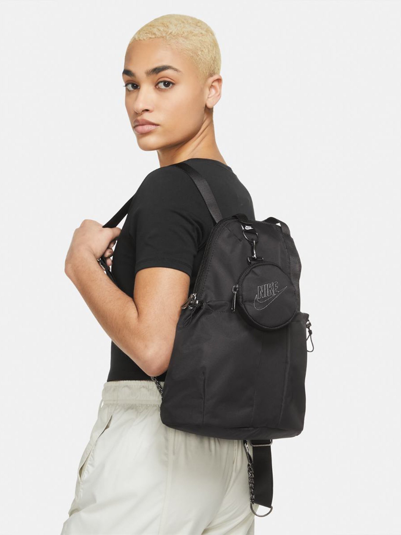 Рюкзаки NIKE W Nsw Futura Luxe модель CW9335-010 Фото