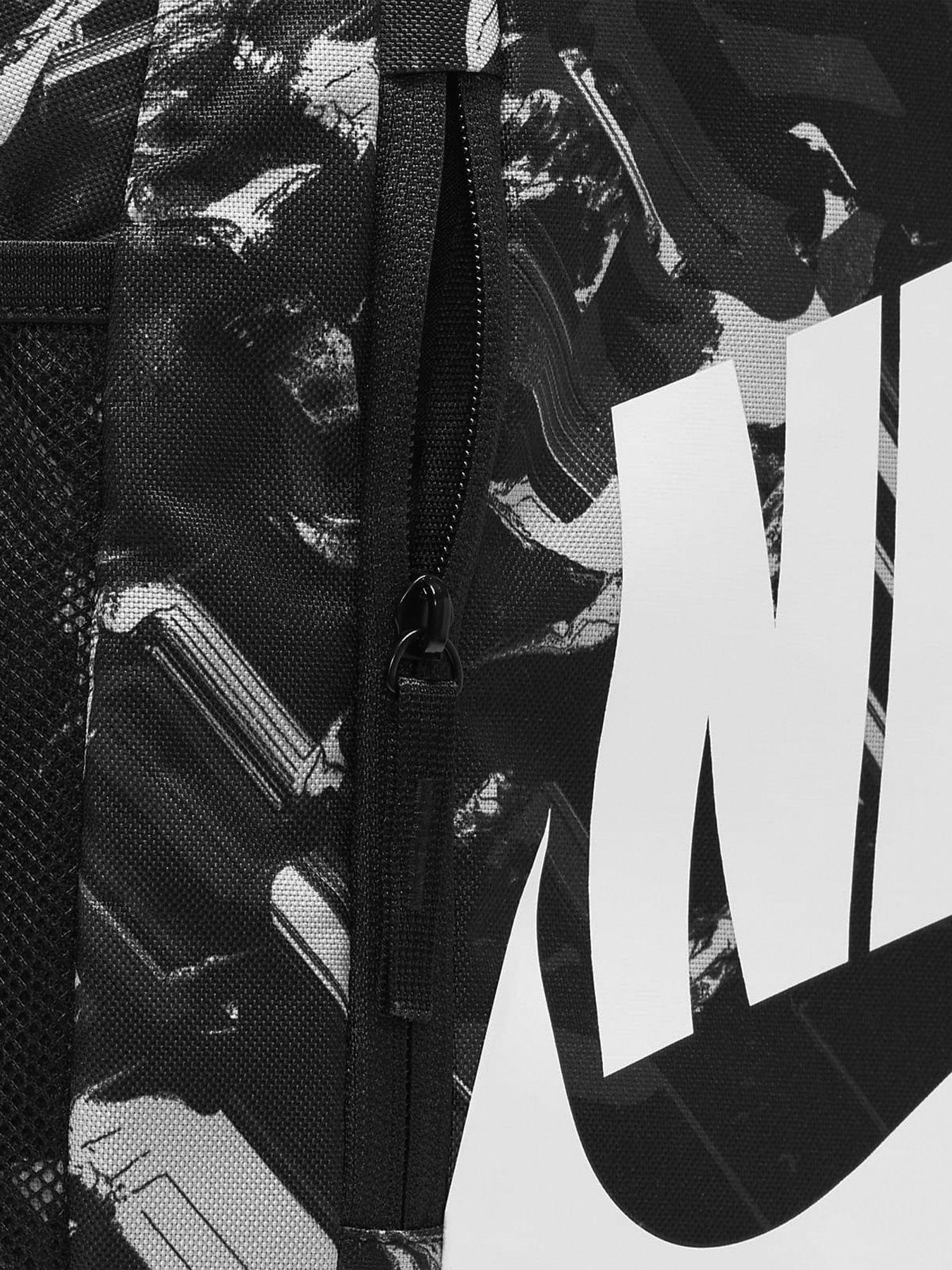 Рюкзаки NIKE  Elmntl модель DQ5149-010 Фото