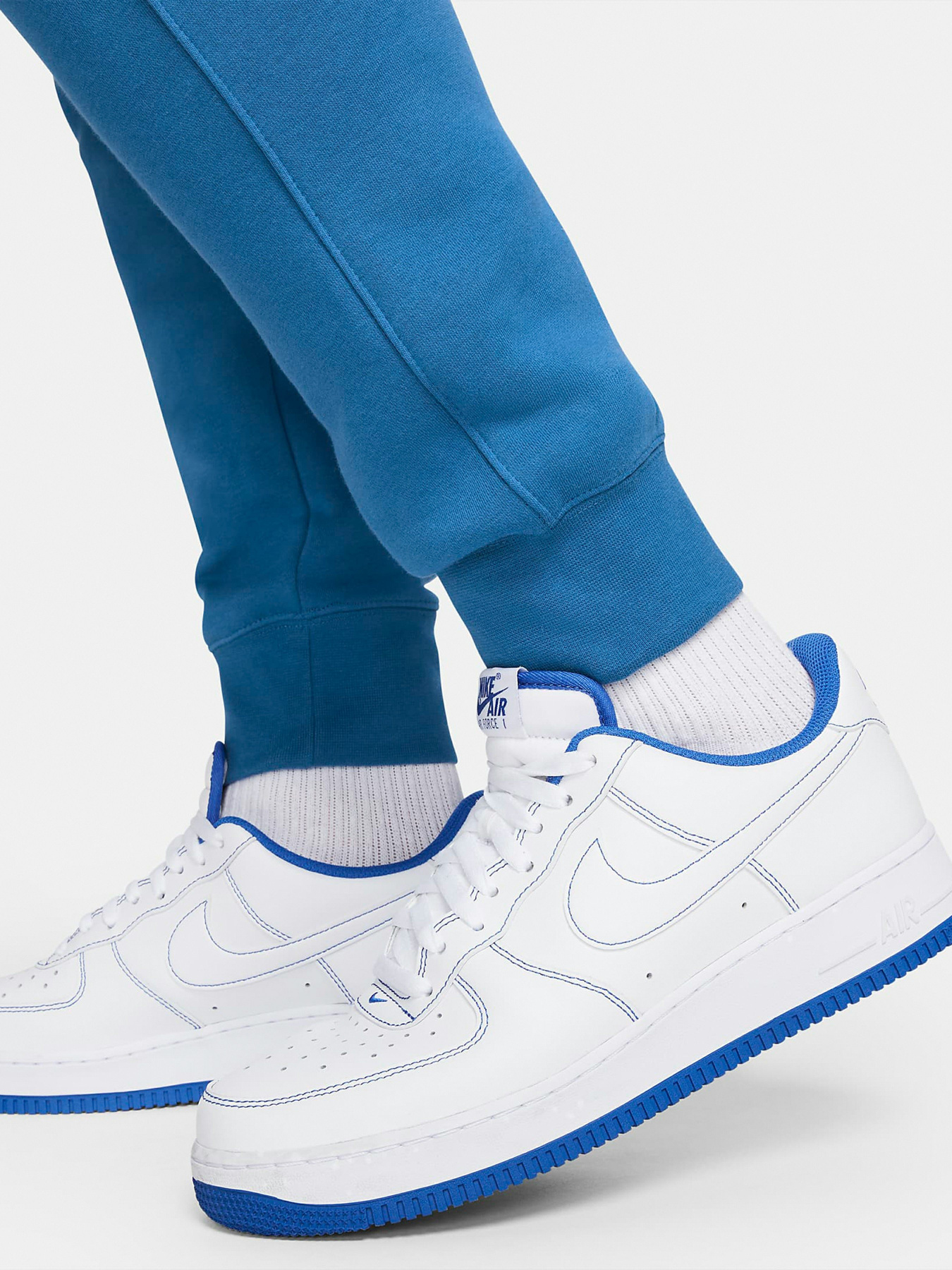 Штаны спортивные NIKE Sportswear Club модель BV2671-407 Штаны спортивные NIKE Sportswear Club модель BV2671-407 Фото