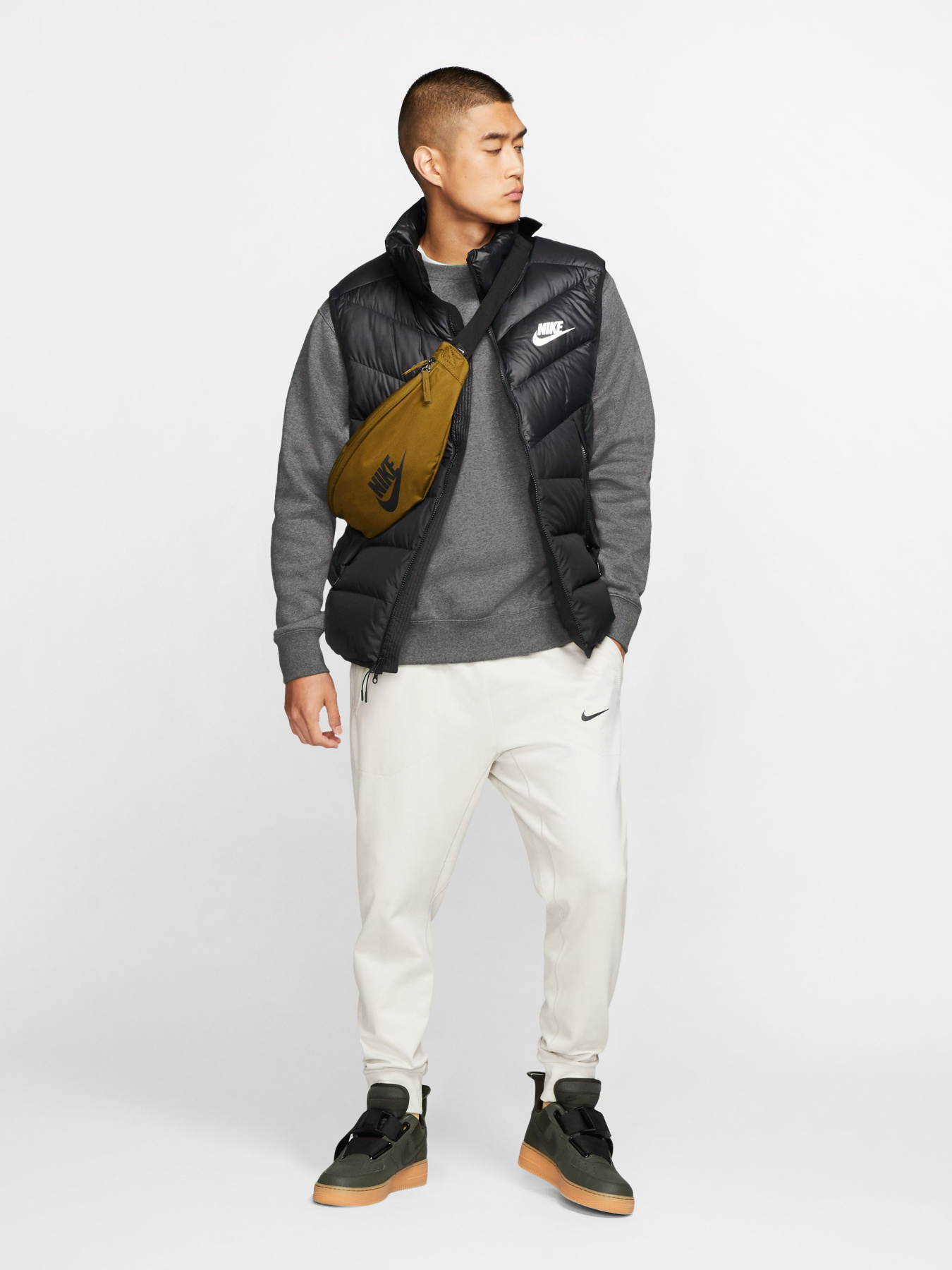 Свитшот NIKE Sportswear Club Fleece модель BV2662-071 Фото