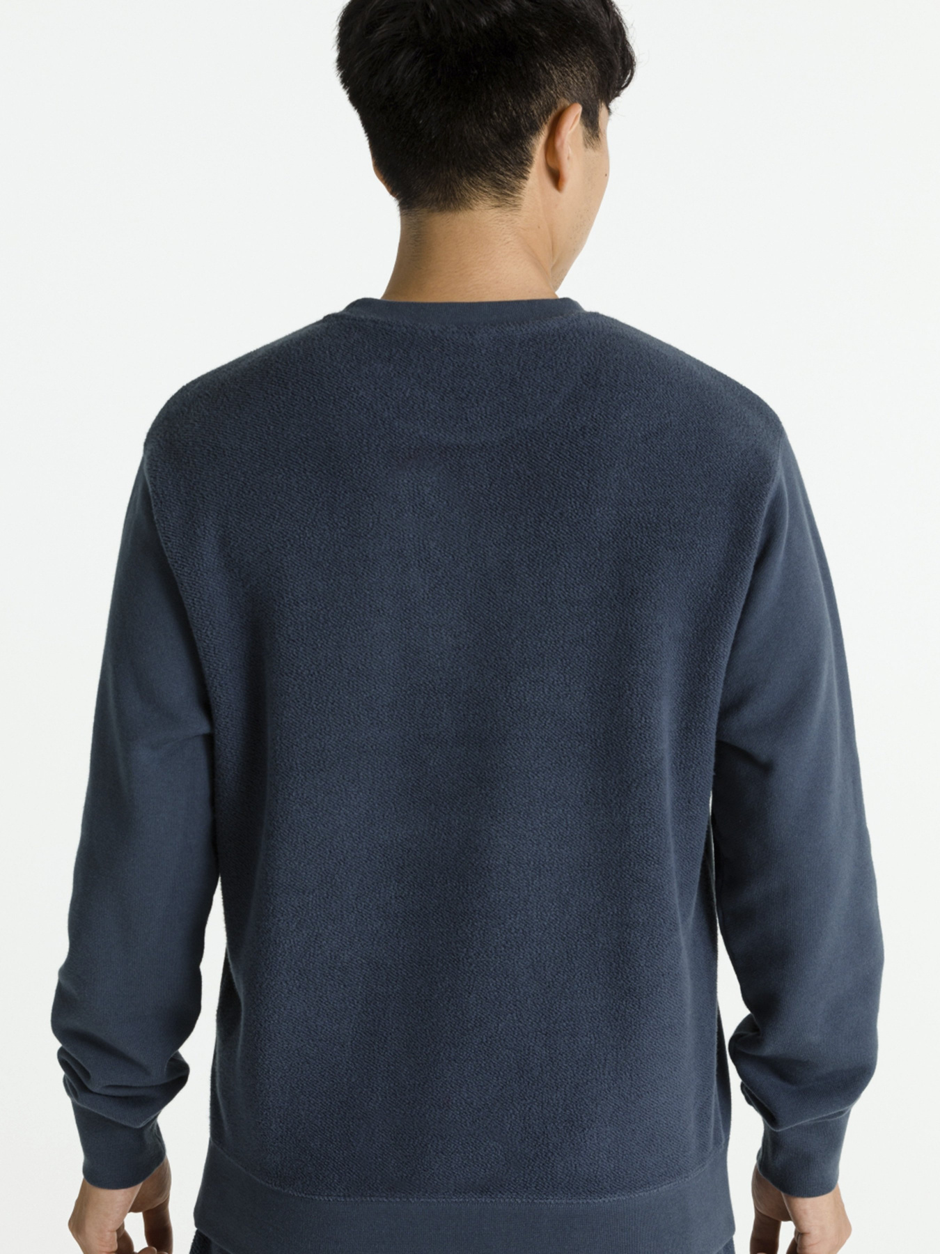 Свитшот NIKE Club Fleece+ модель DQ4583-437 Фото