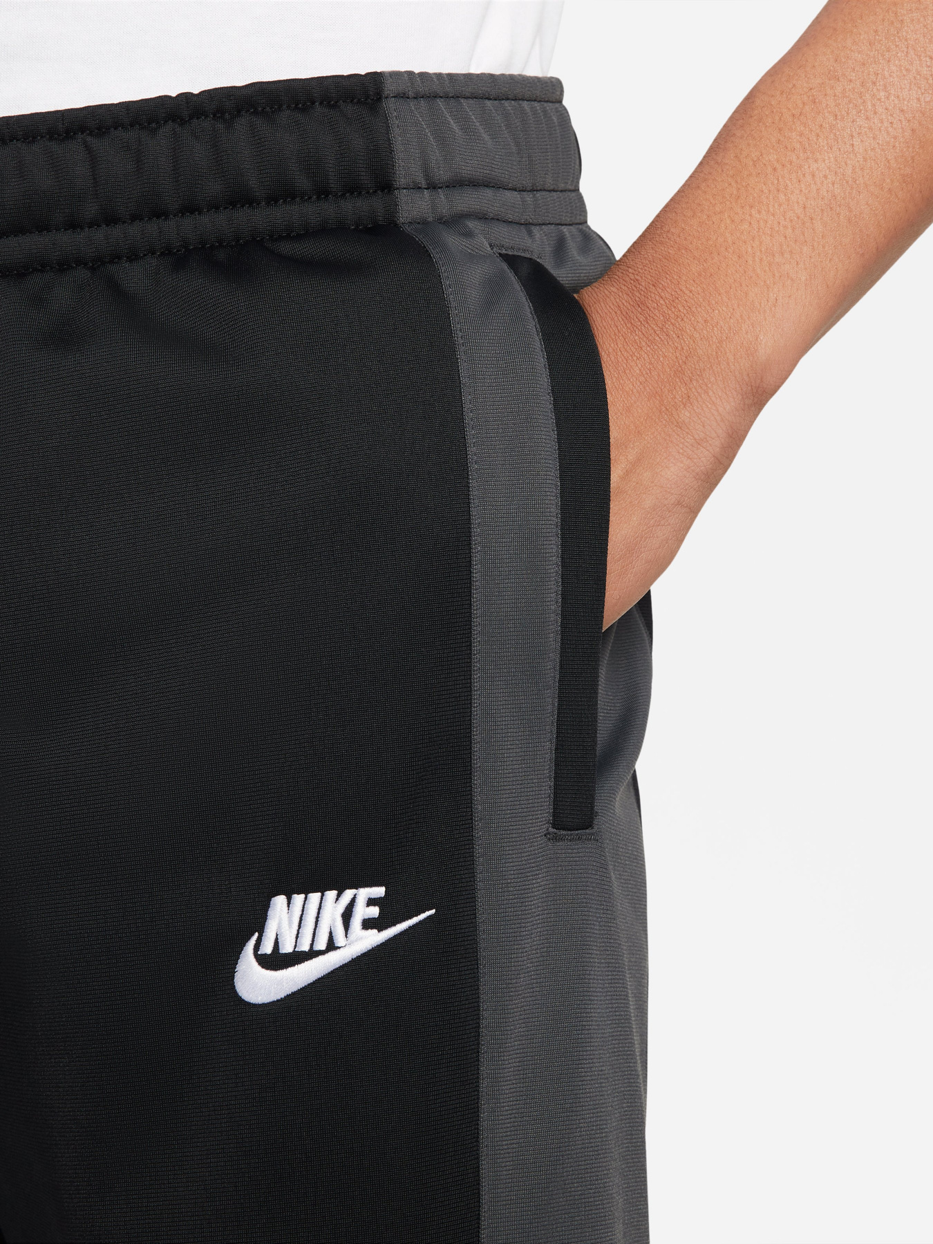 Спортивный костюм NIKE Sport Essentials модель DM6843-010 Фото