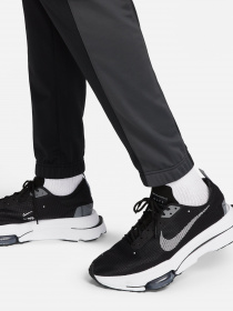 Спортивный костюм NIKE Sport Essentials модель DM6843-010 Спортивный костюм NIKE Sport Essentials модель DM6843-010 Фото