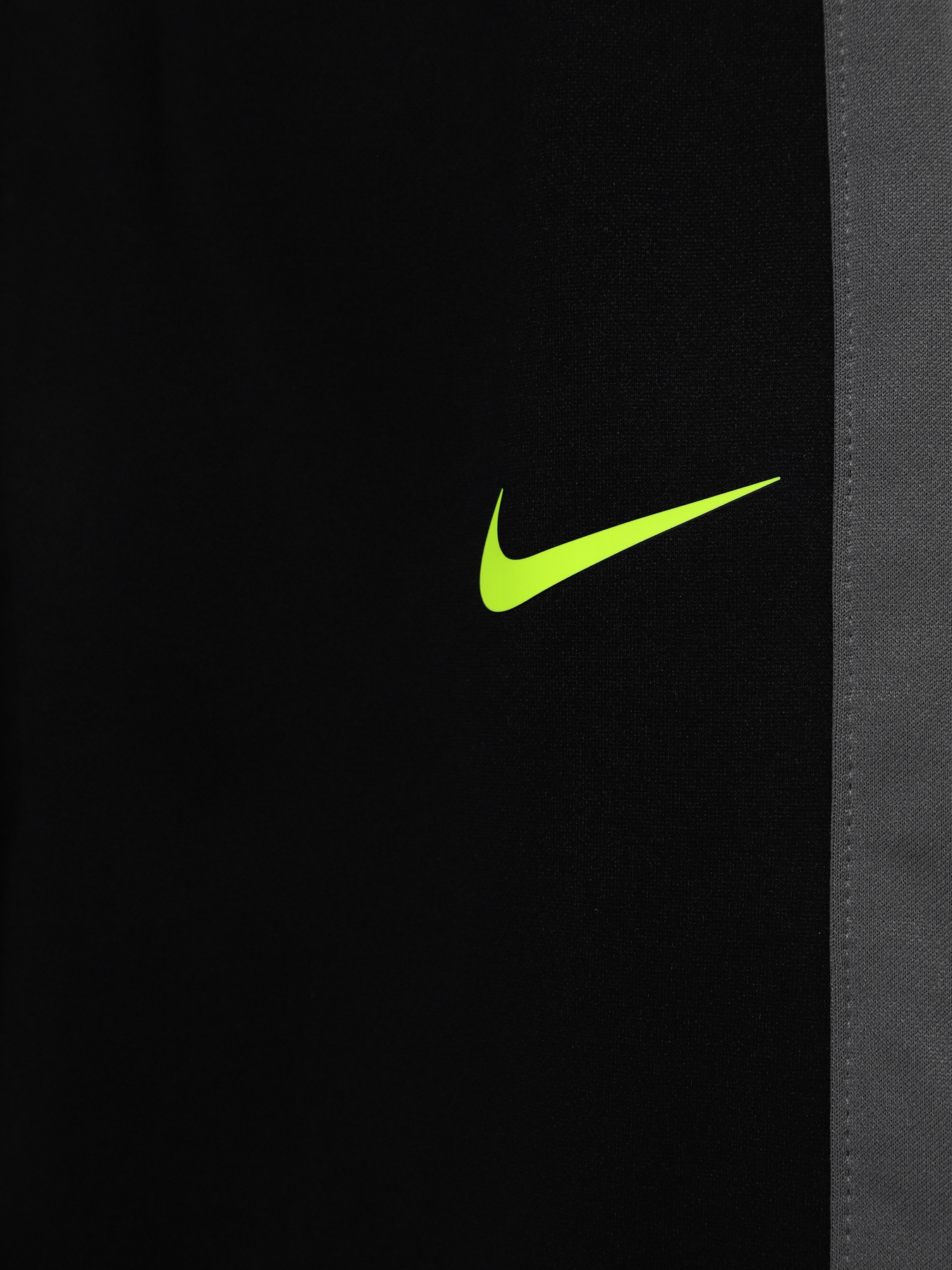 Спортивний костюм NIKE Colorblocked Therma модель 86H989-023 Спортивний костюм NIKE Colorblocked Therma модель 86H989-023 Фото