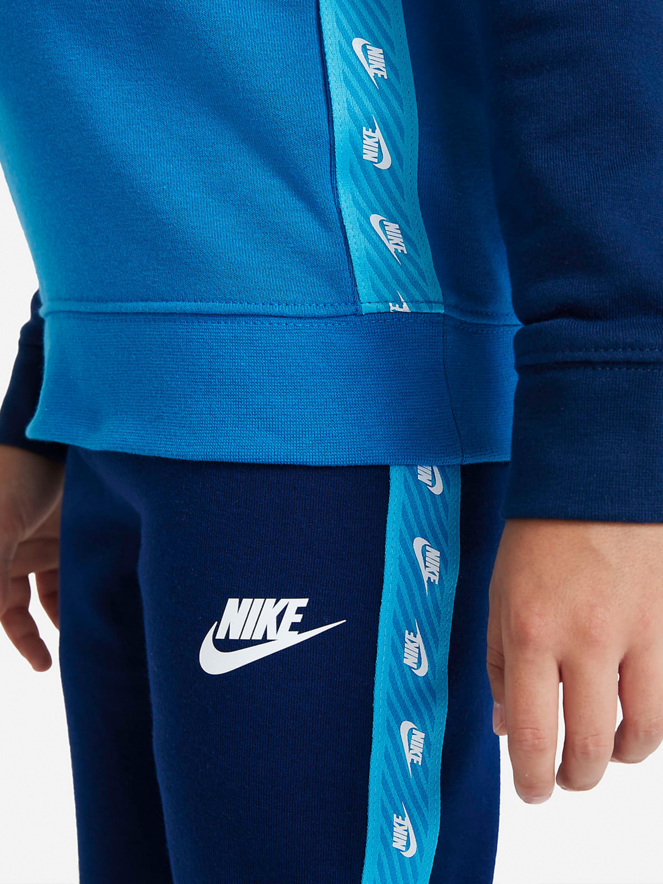 Спортивний костюм NIKE ELEVATED TRIMS модель 86I120-U9J Фото