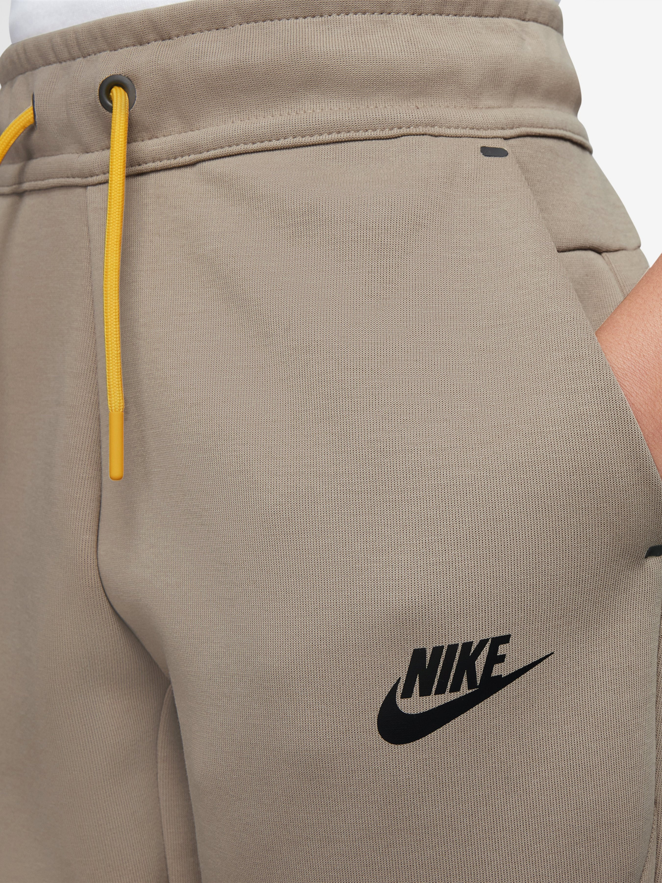 Штаны спортивные NIKE Sportswear Tech Fleece модель CU9213-247 Фото