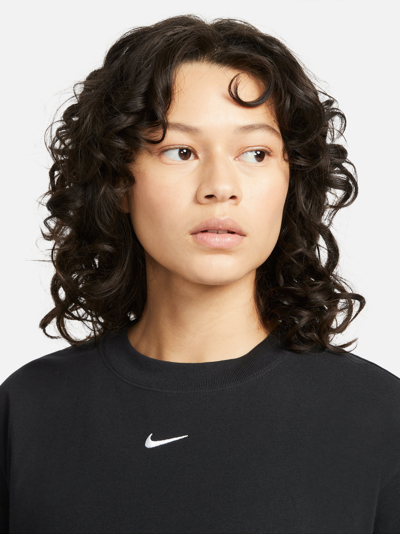 Футболка NIKE  Sport Essential модель DN5697-010 Фото