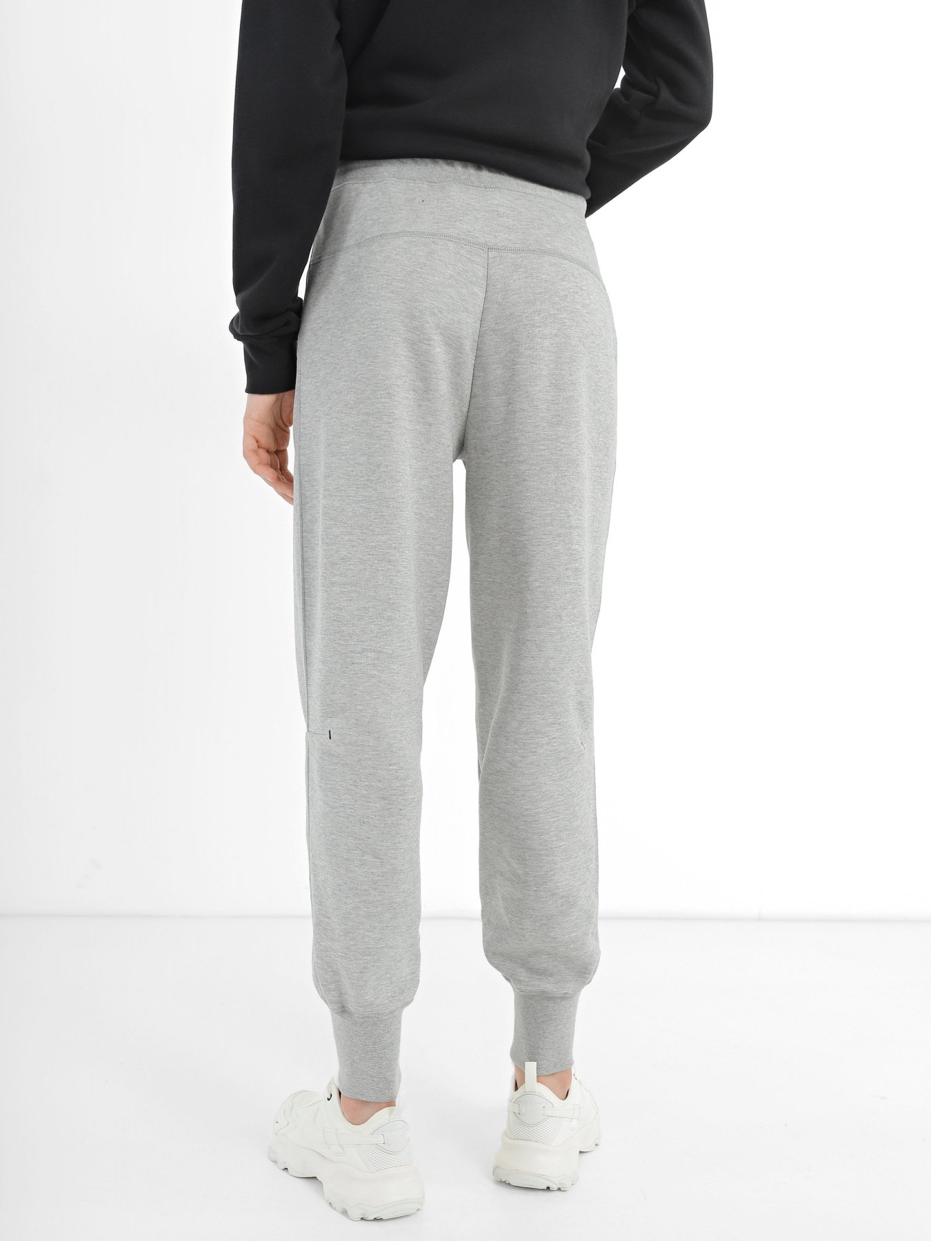 Штани спортивні NIKE Sportswear Tech Fleece модель CW4292-063 Фото