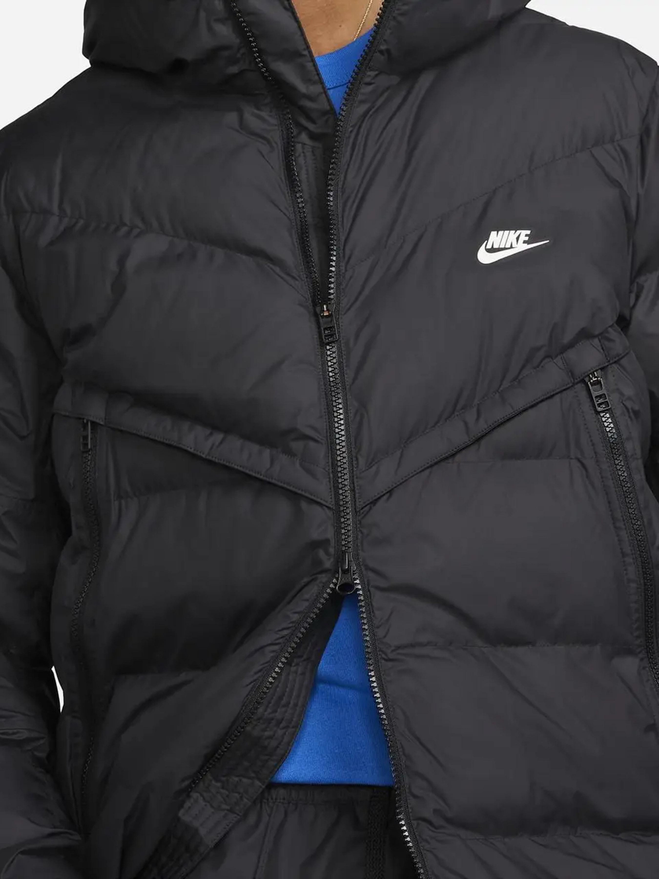 Зимова куртка NIKE Sportswear Storm-FIT Windrunner модель DR9609-010 Фото