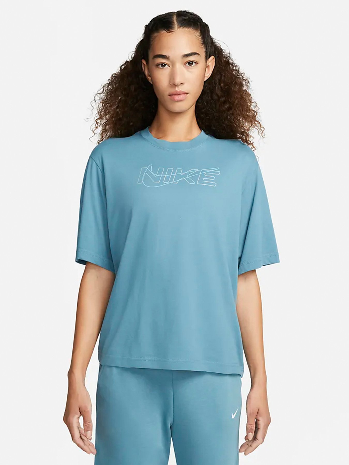 Футболка NIKE Dri-FIT модель DX7984-496 Футболка NIKE Dri-FIT модель DX7984-496 Фото