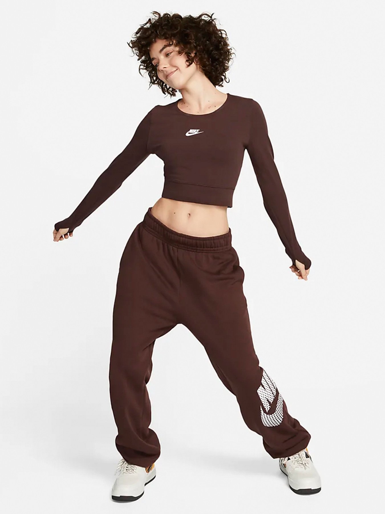 Лонгслів NIKE Sportswear модель DZ4608-227 Фото