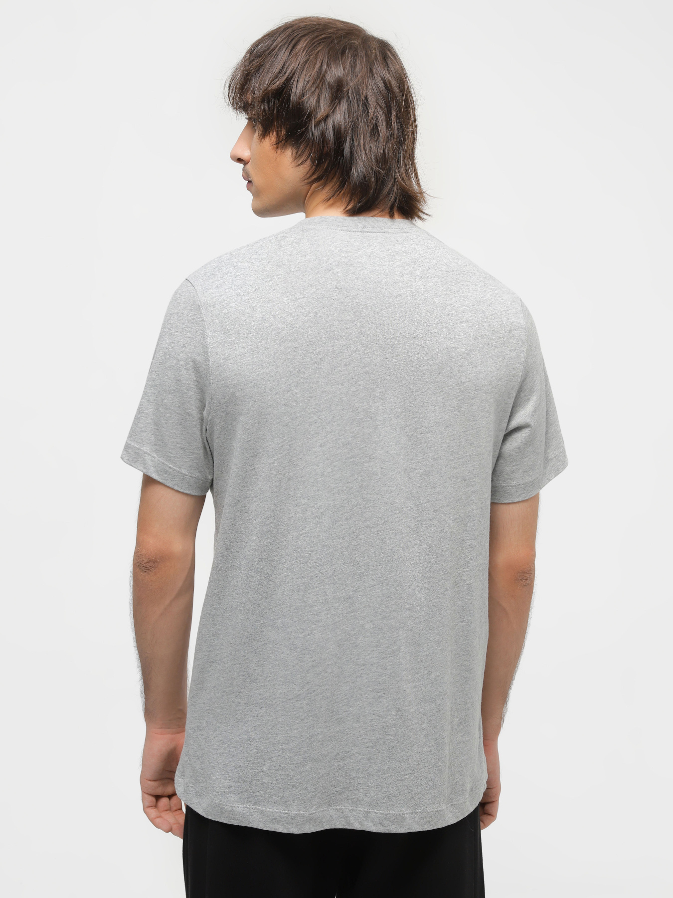 Футболка NIKE Icon Futura модель AR5004-063 Фото