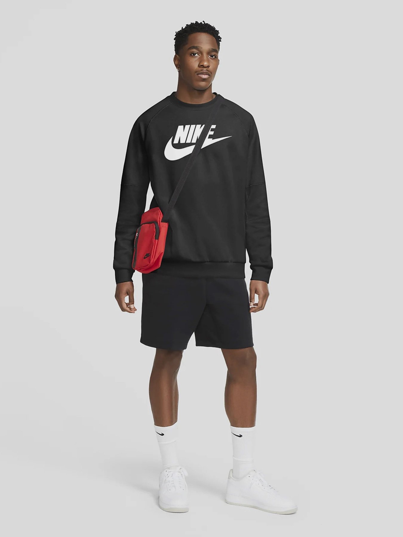 Свитшот NIKE Fleece Crew модель CU4473-010 Фото