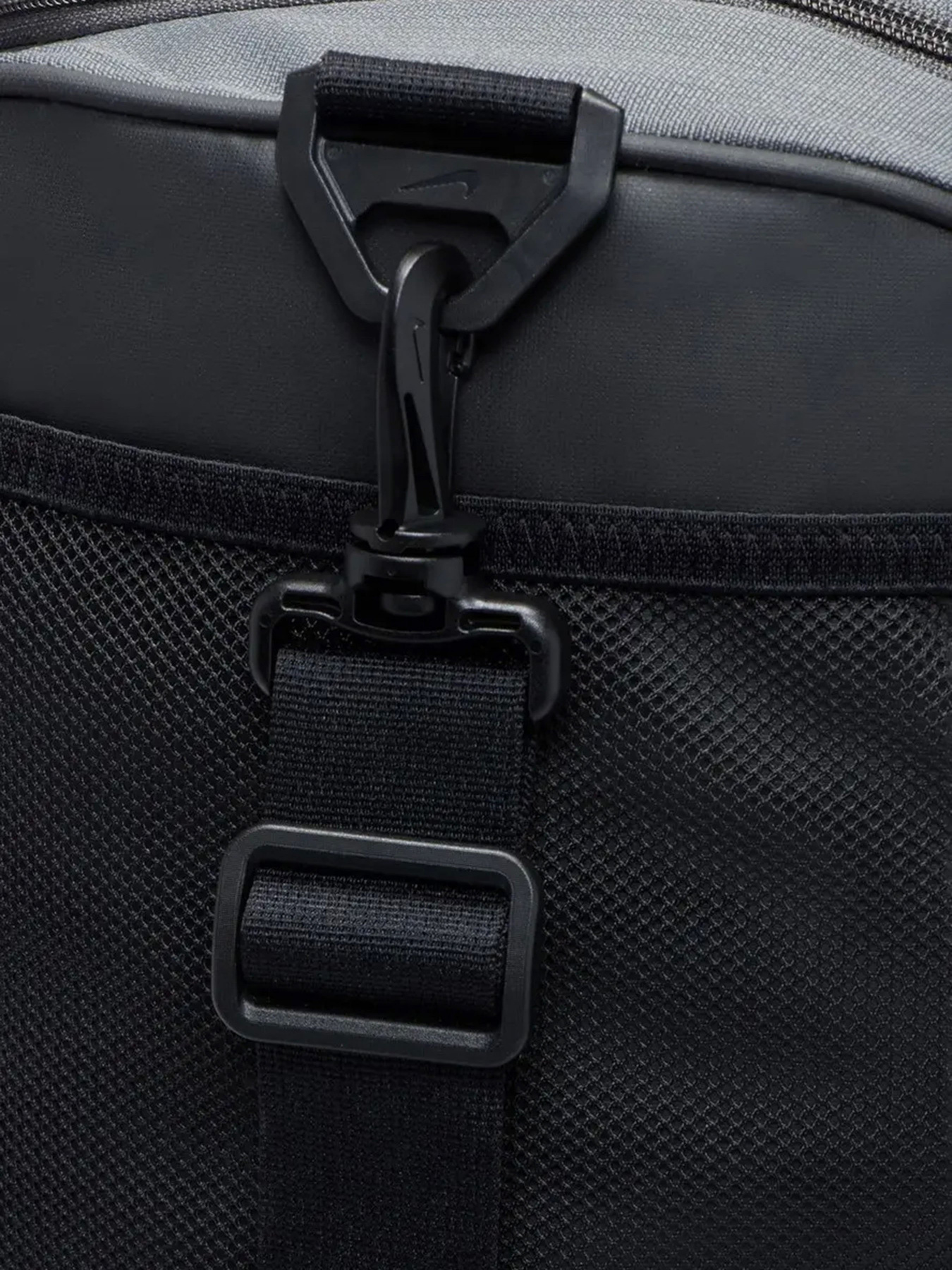 Дорожня сумка NIKE Brasilia 9.5 модель DH7710-068 Фото