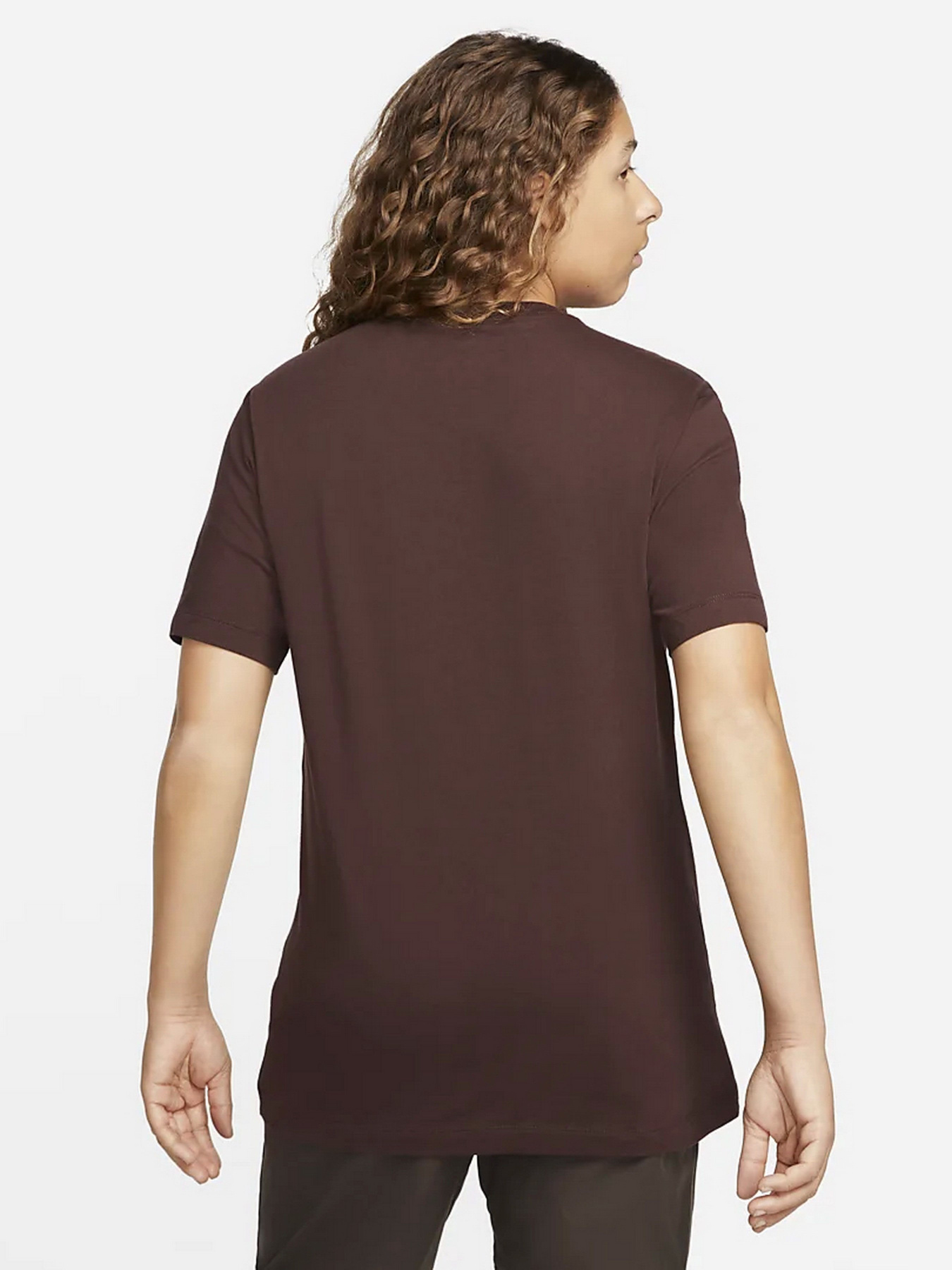 Футболка NIKE Sportswear Club модель AR4997-227 Фото