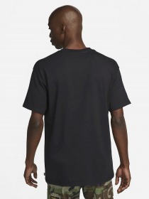 Футболка NIKE ESSENTIALS модель DB9975-010 Фото