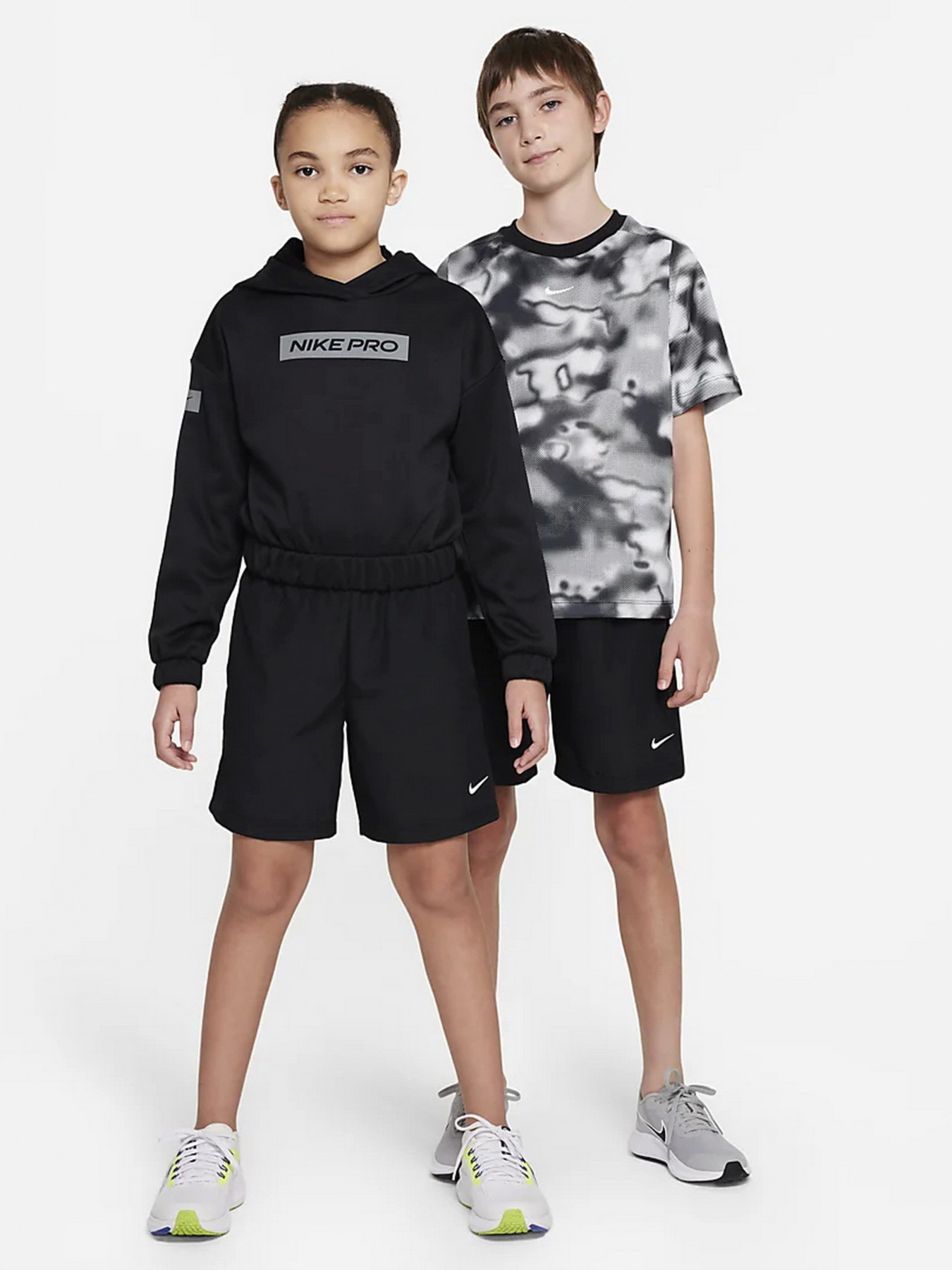 Повсякденні шорти NIKE DF MULTI WVN модель DX5382-010 Повсякденні шорти NIKE DF MULTI WVN модель DX5382-010 Фото