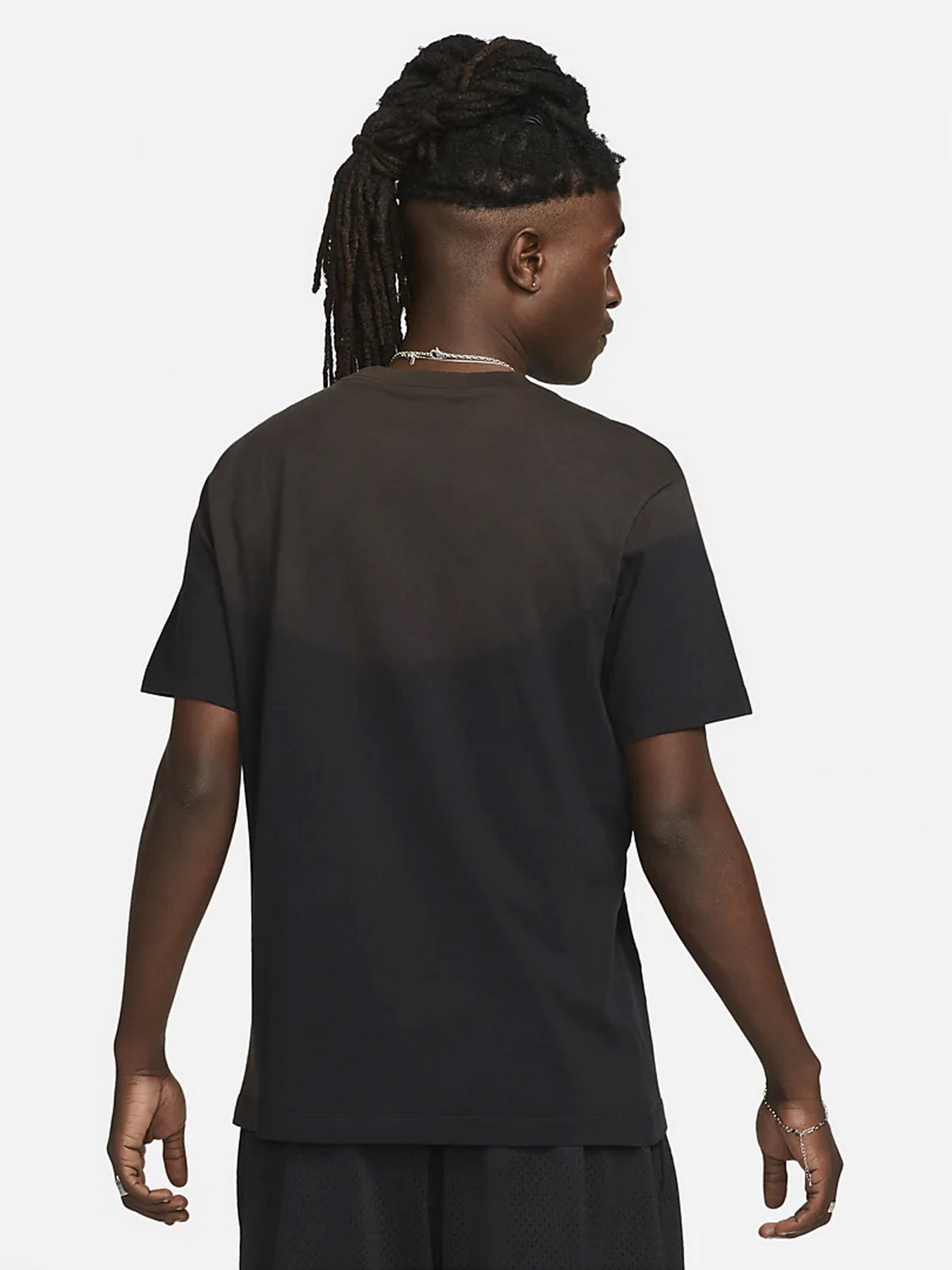 Футболка NIKE Sportswear Essentials+ модель DX7912-010 Фото