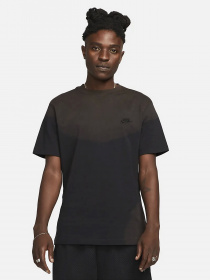 Футболка NIKE Sportswear Essentials+ модель DX7912-010 Фото