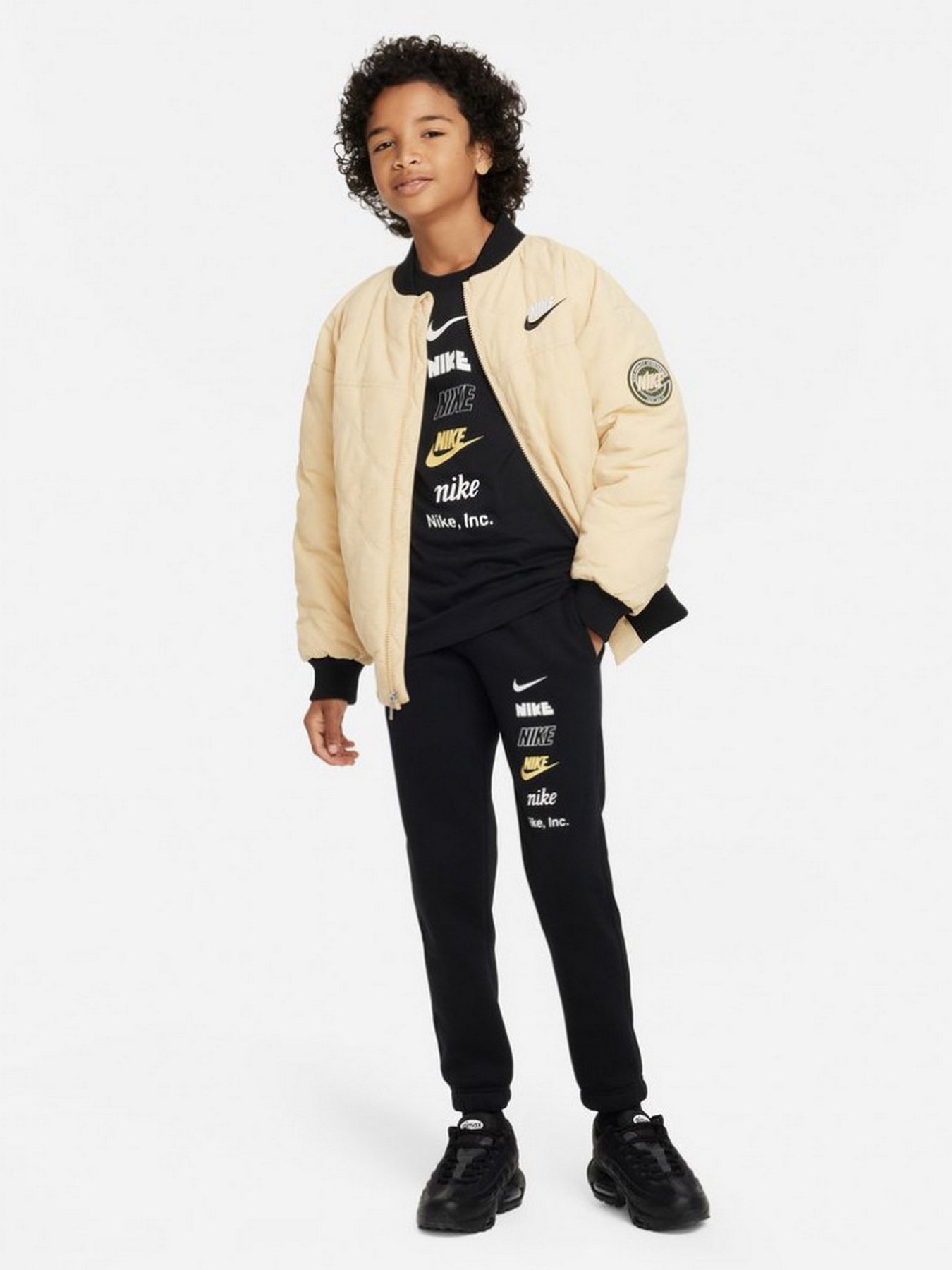 Футболка NIKE  Sportswear Logo модель DX9510-010 Фото