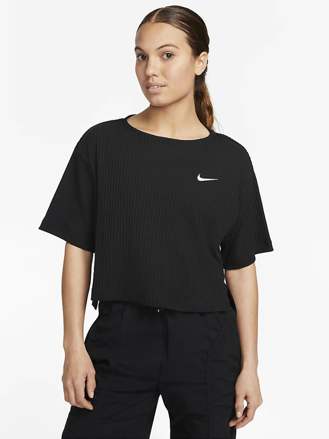 Футболка NIKE Sportswear модель DV7870-010 Фото