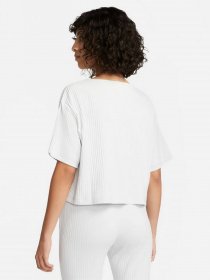 Футболка NIKE Sportswear модель DV7870-025 Фото