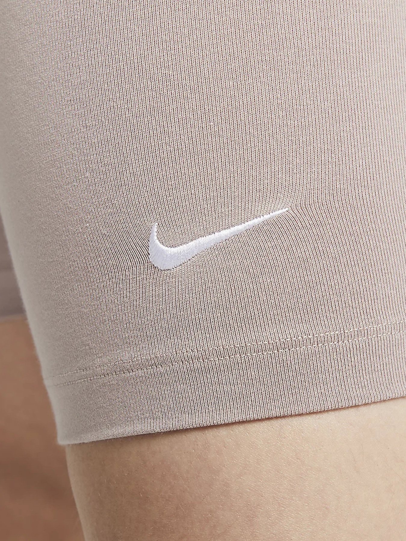 Велосипедки NIKE Sportswear Essentials модель CZ8526-272 Фото