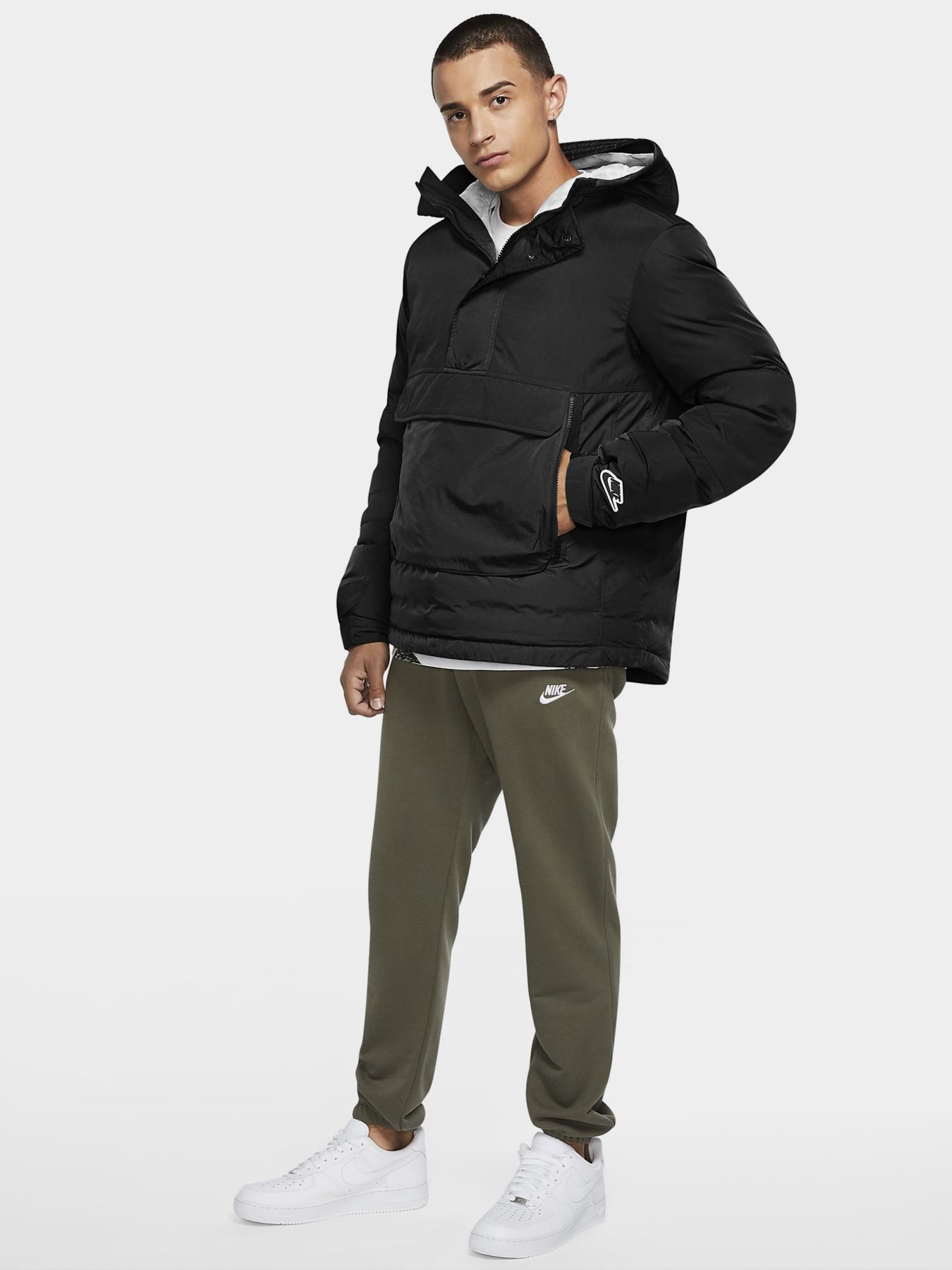 Зимняя куртка NIKE Sportswear Synthetic-Fill модель CU4420-010 Фото