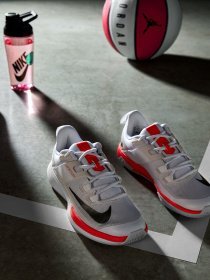 Мячи NIKE Jordan Playground 8P модель J.000.1865.611.07 Фото